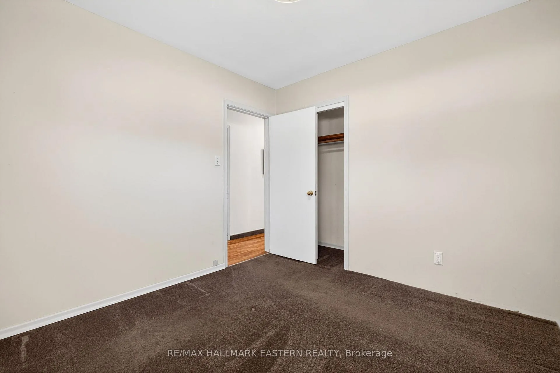 Photo 22 of 47 Springbrook Drive, Peterborough, Monaghan Ward 2 — HOMEH