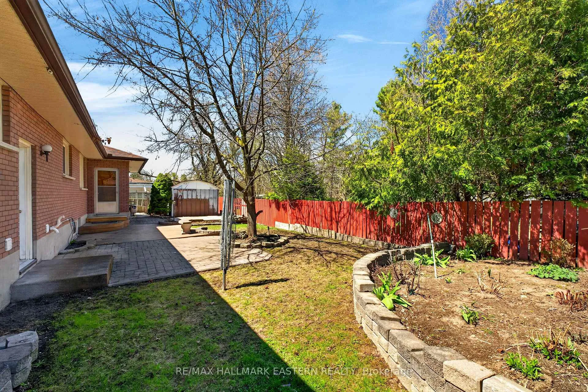 Photo 30 of 47 Springbrook Drive, Peterborough, Monaghan Ward 2 — HOMEH