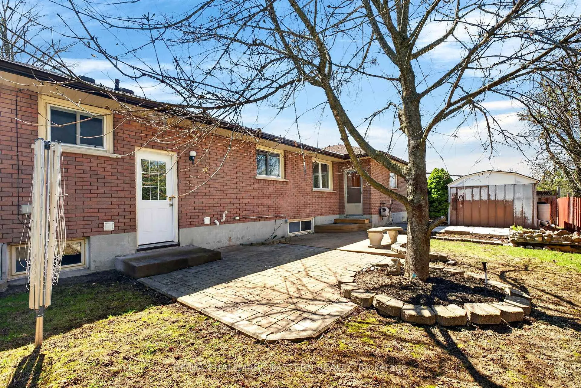 Photo 31 of 47 Springbrook Drive, Peterborough, Monaghan Ward 2 — HOMEH