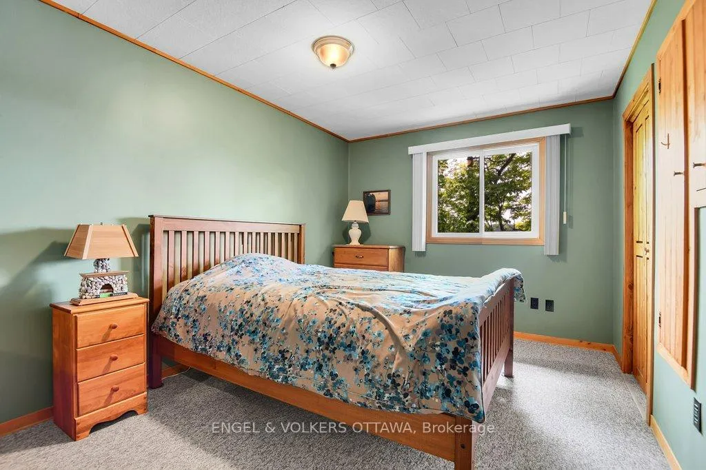 Photo 19 of 1054 Coutlee Point Lane, Frontenac, Frontenac Centre — HOMEH