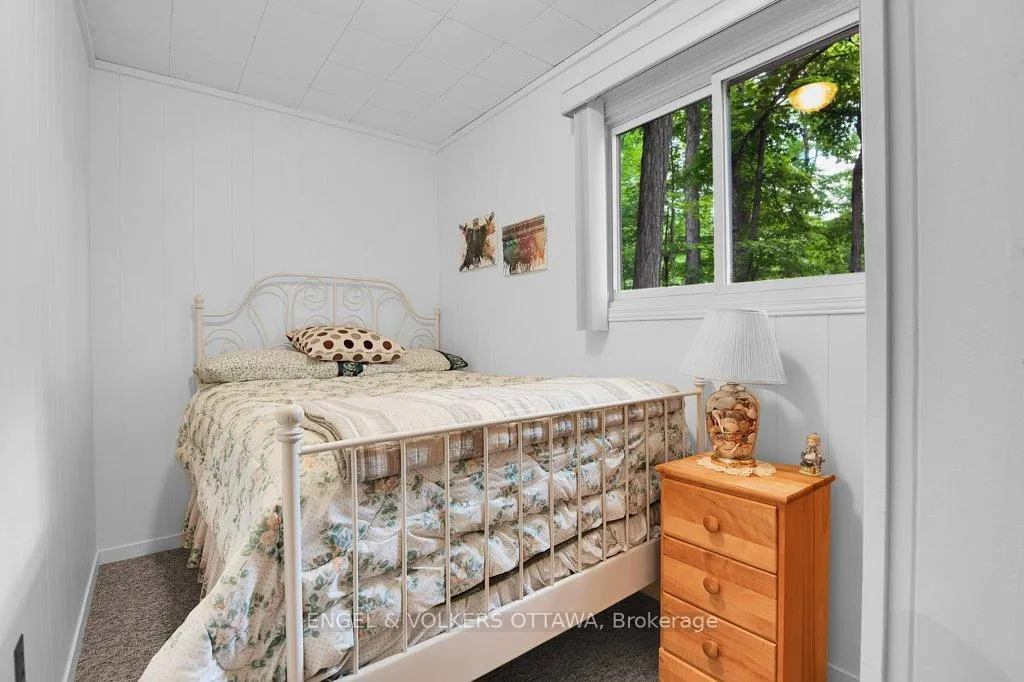 Photo 21 of 1054 Coutlee Point Lane, Frontenac, Frontenac Centre — HOMEH