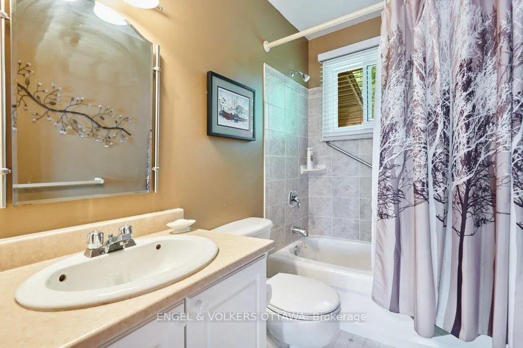 Photo 22 of 1054 Coutlee Point Lane, Frontenac, Frontenac Centre — HOMEH