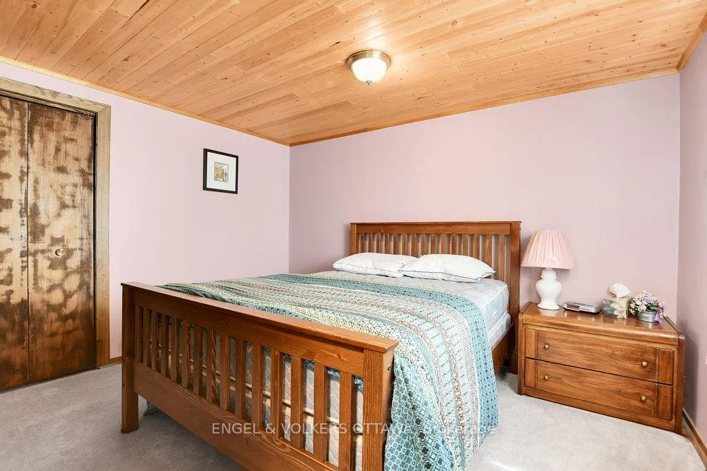 Photo 27 of 1054 Coutlee Point Lane, Frontenac, Frontenac Centre — HOMEH
