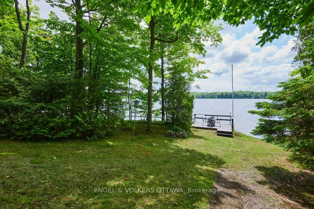 Photo 31 of 1054 Coutlee Point Lane, Frontenac, Frontenac Centre — HOMEH