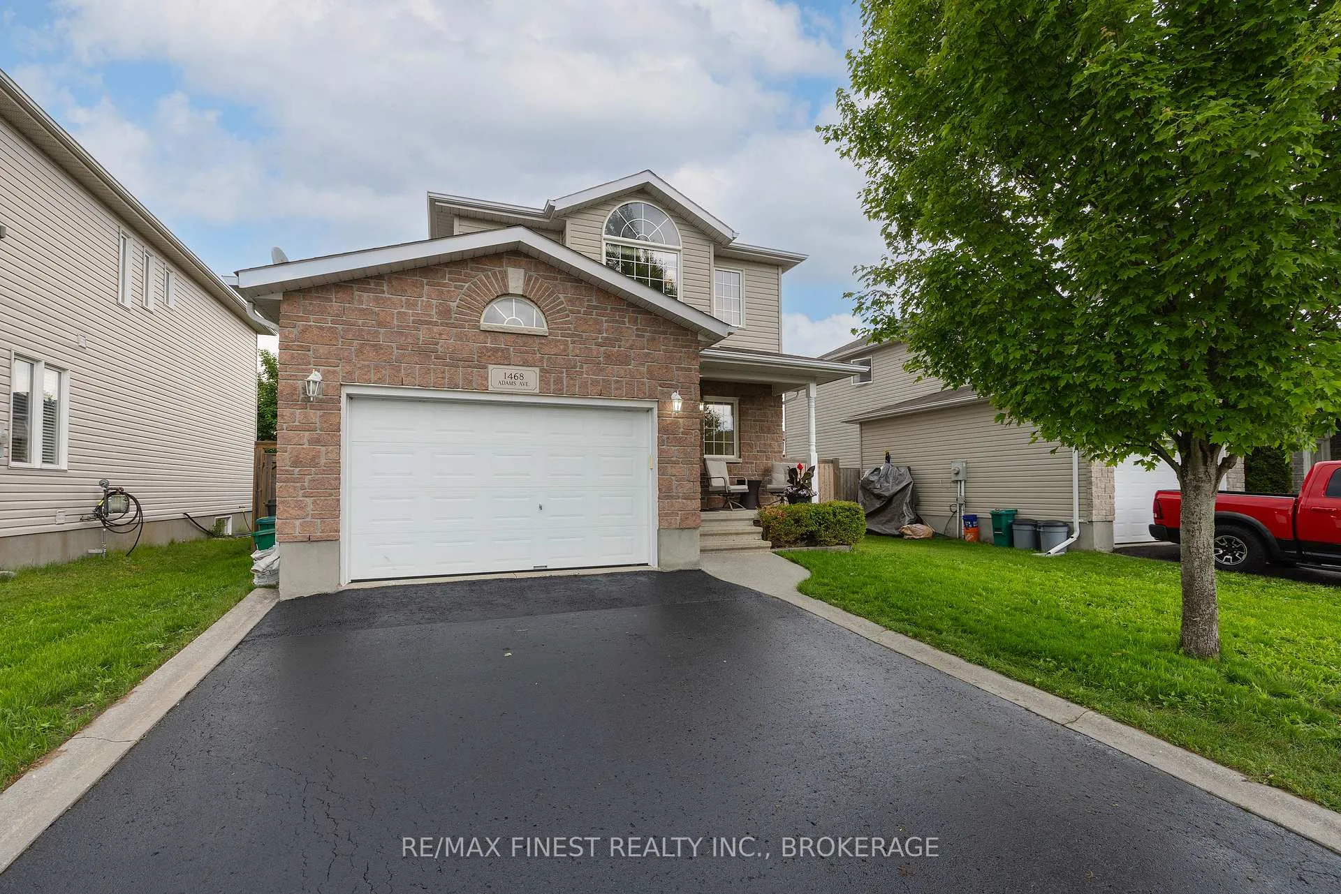 Photo 2 of 1468 Adams Avenue, Kingston, City Northwest — HOMEH