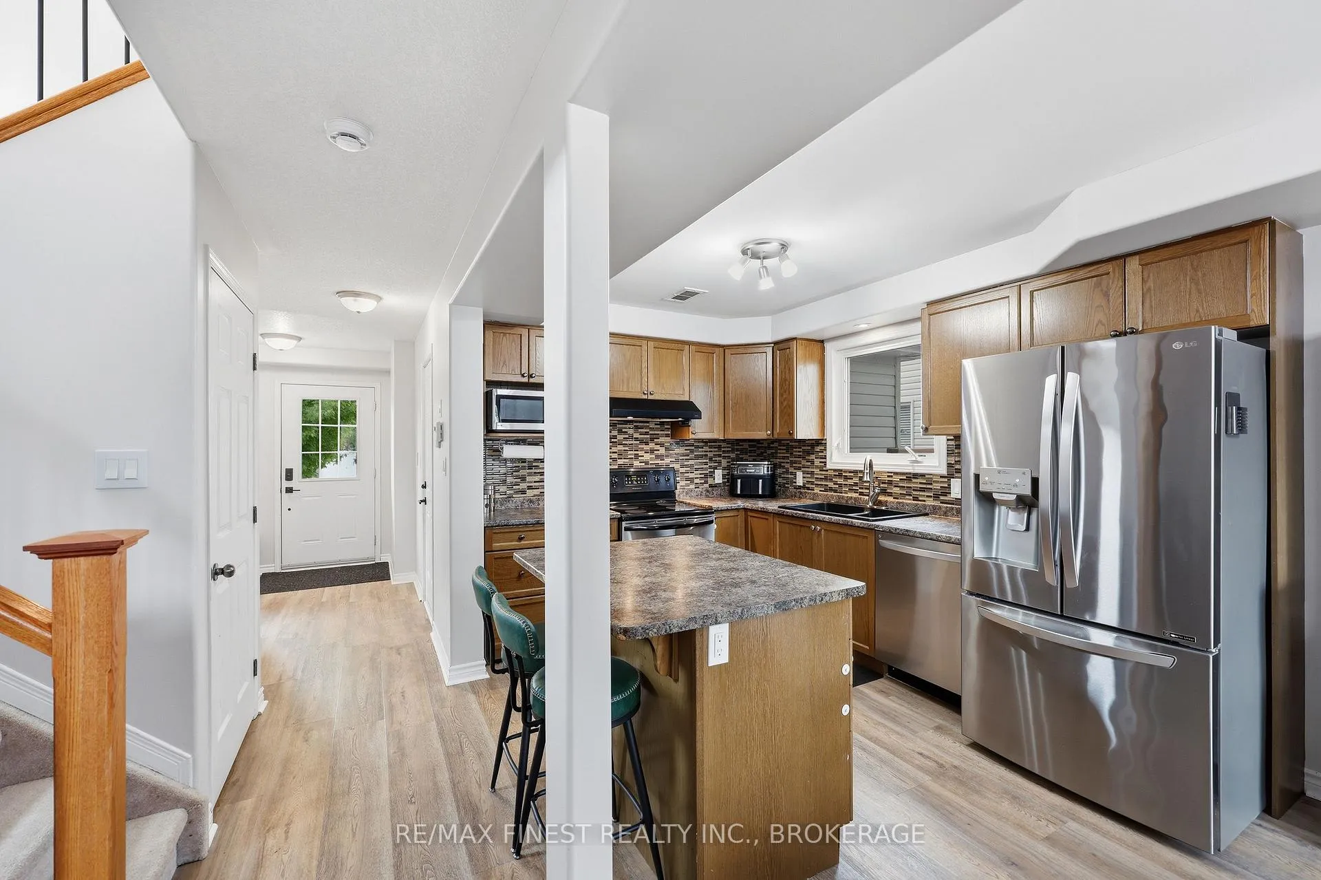 Photo 10 of 1468 Adams Avenue, Kingston, City Northwest — HOMEH