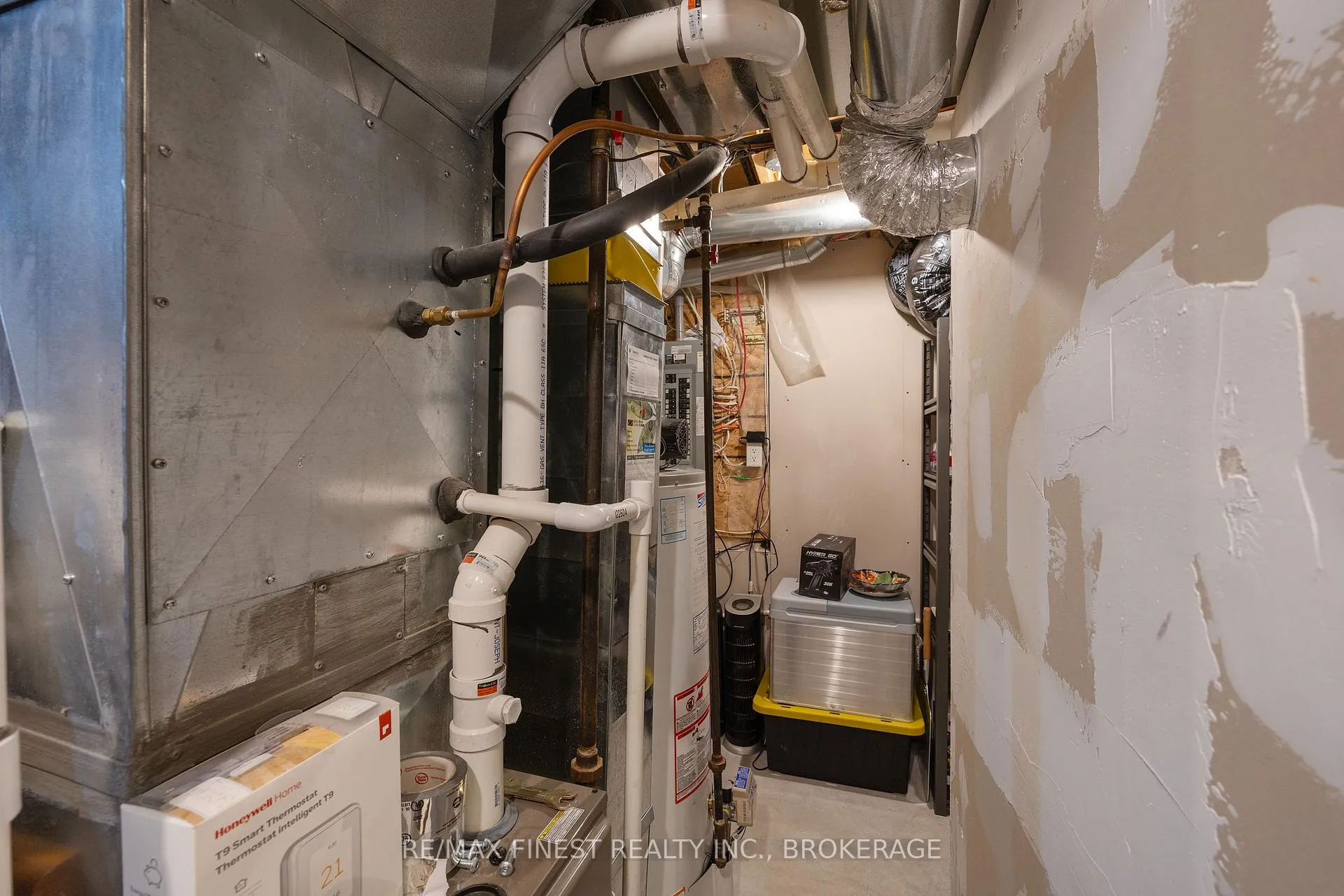 Photo 40 of 1468 Adams Avenue, Kingston, City Northwest — HOMEH