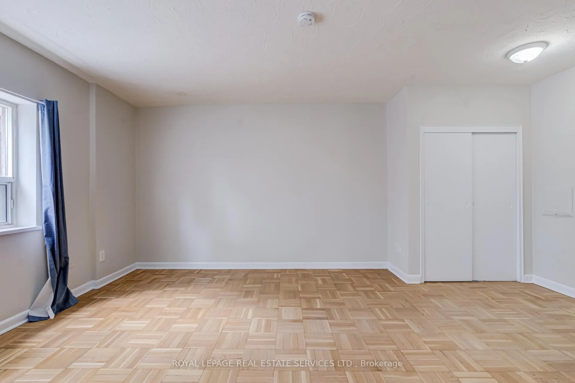Photo 8 of Unit 105, 101 Coe Hill Drive, Toronto, High Park-Swansea — HOMEH
