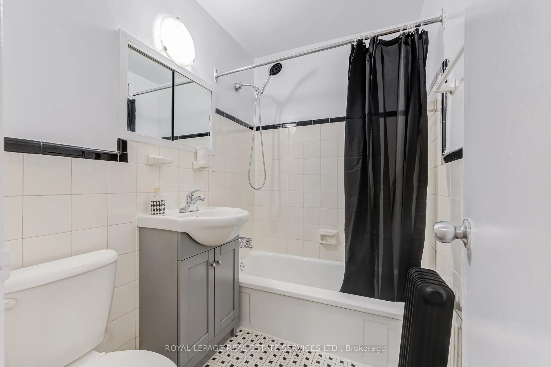 Photo 12 of Unit 105, 101 Coe Hill Drive, Toronto, High Park-Swansea — HOMEH