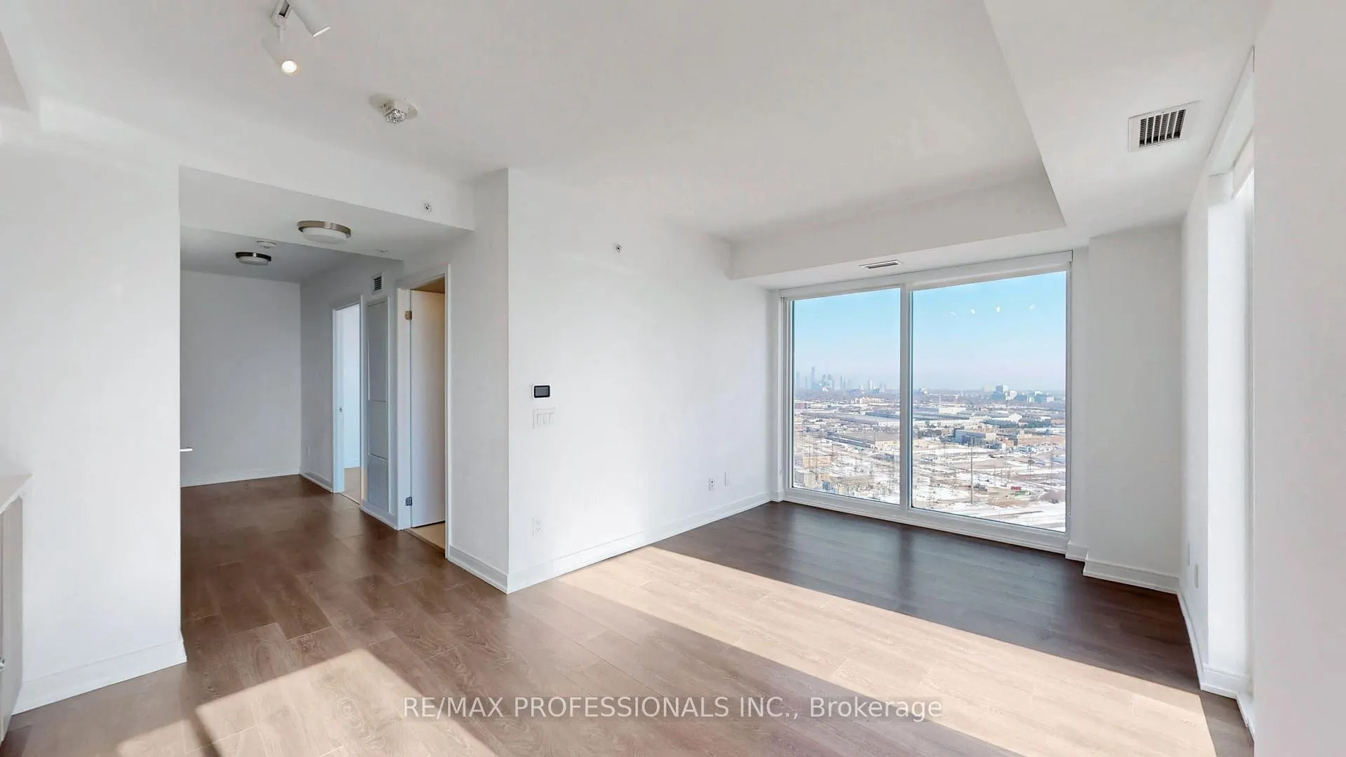 Photo of Unit 2410, 30 Samuel Wood Way