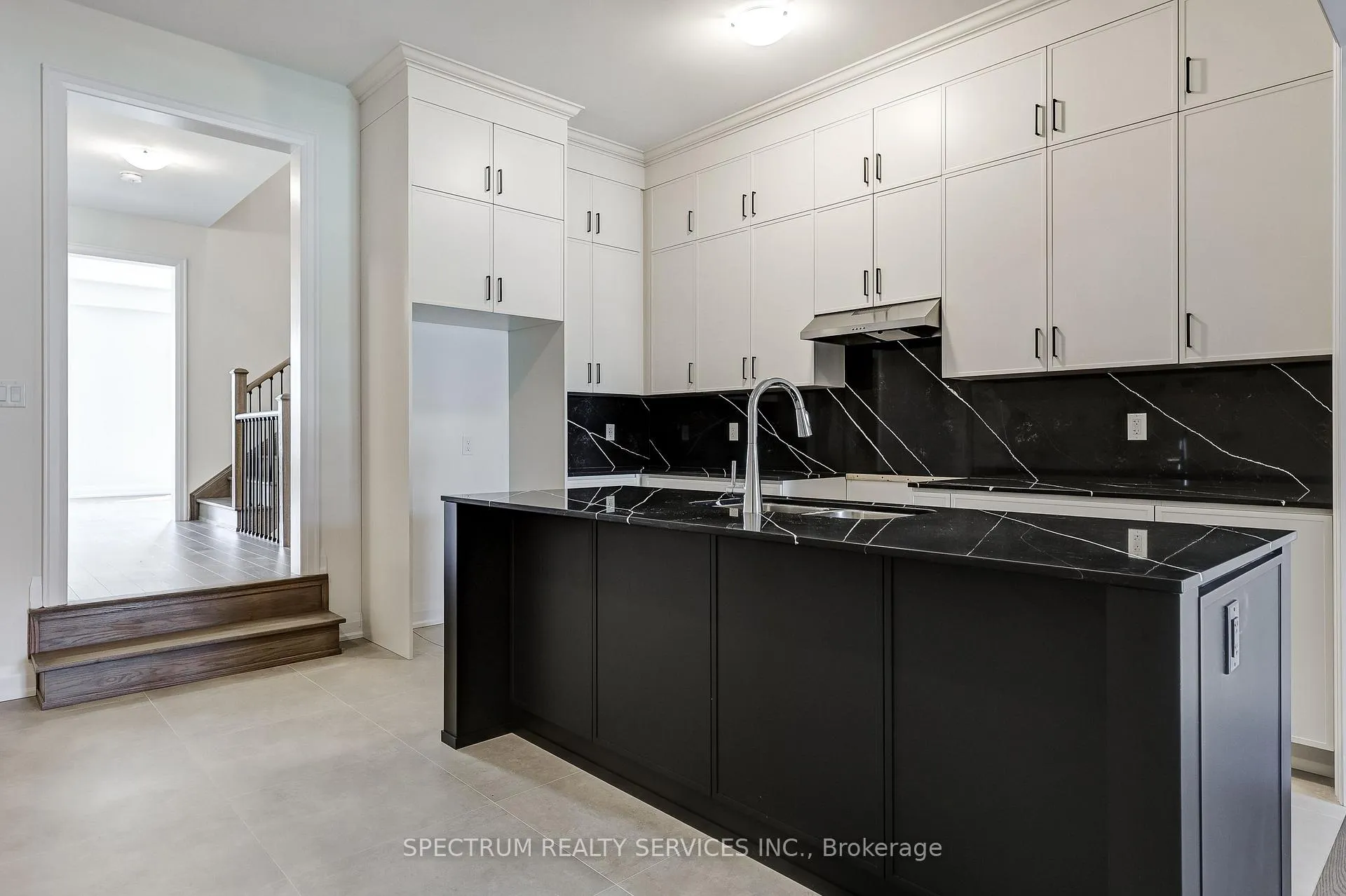 Photo 12 of 72 Adario Crescent, Vaughan, Vellore Village — HOMEH