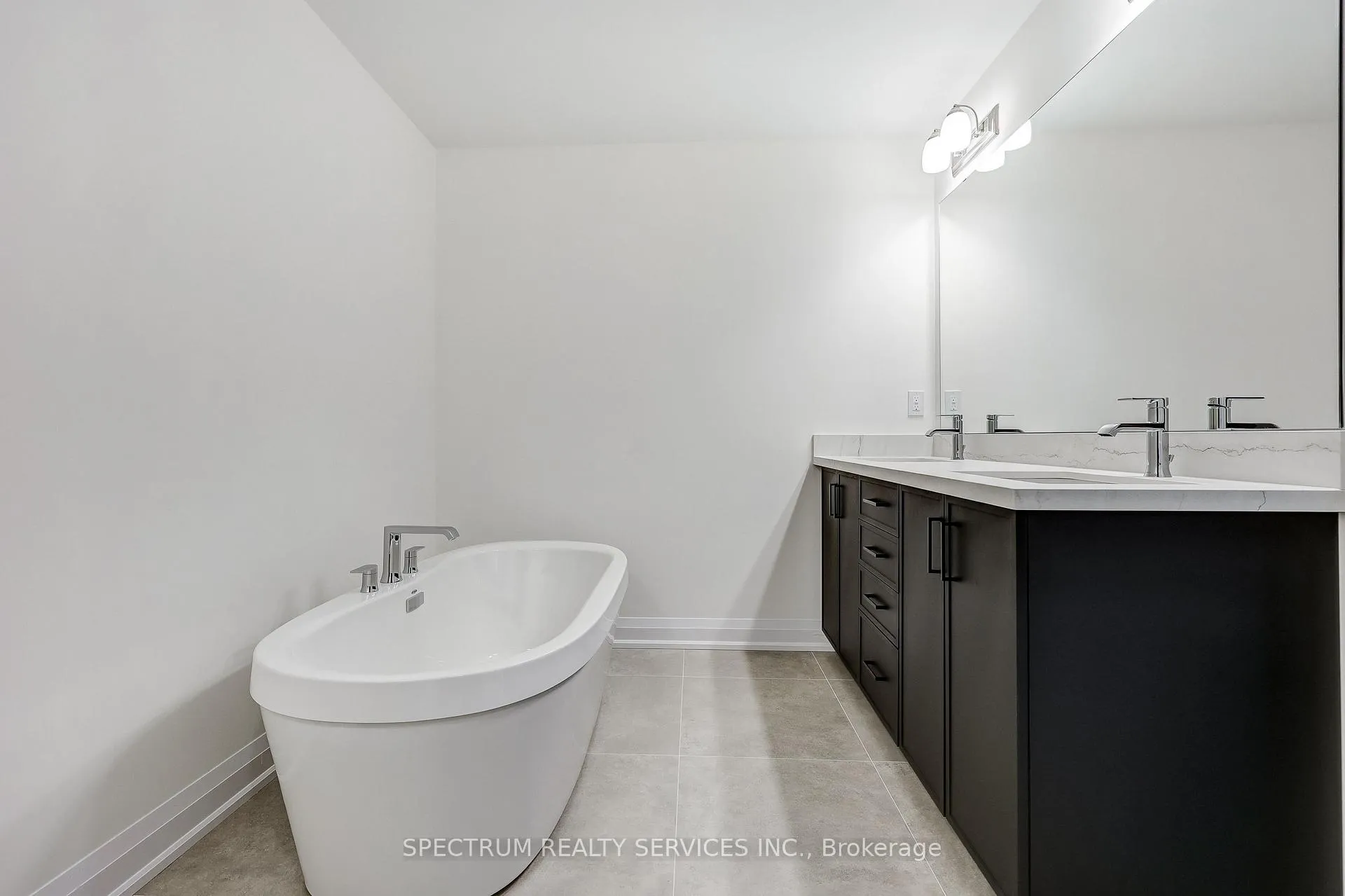 Photo 36 of 72 Adario Crescent, Vaughan, Vellore Village — HOMEH