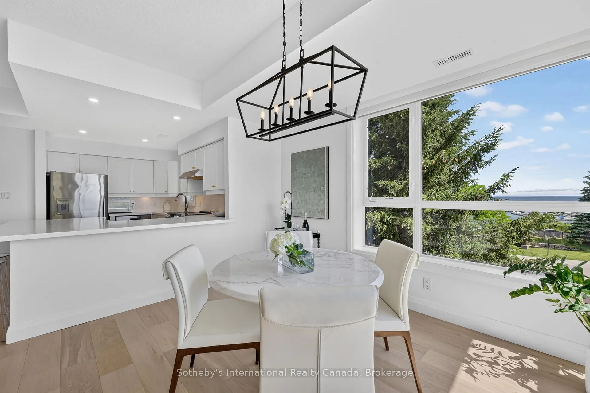 Photo 20 of 441 Mariners Way, Collingwood — HOMEH