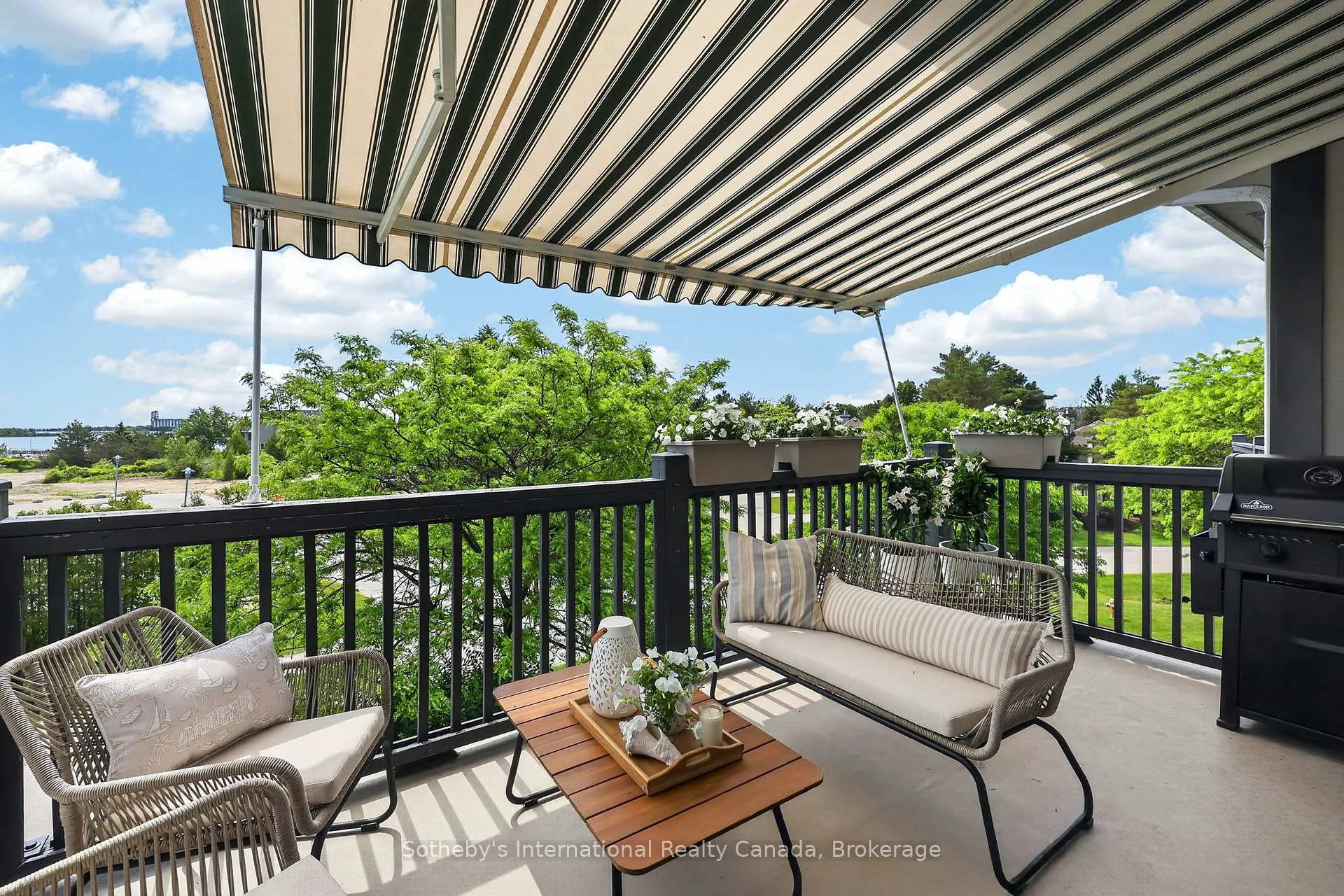 Photo 28 of 441 Mariners Way, Collingwood — HOMEH