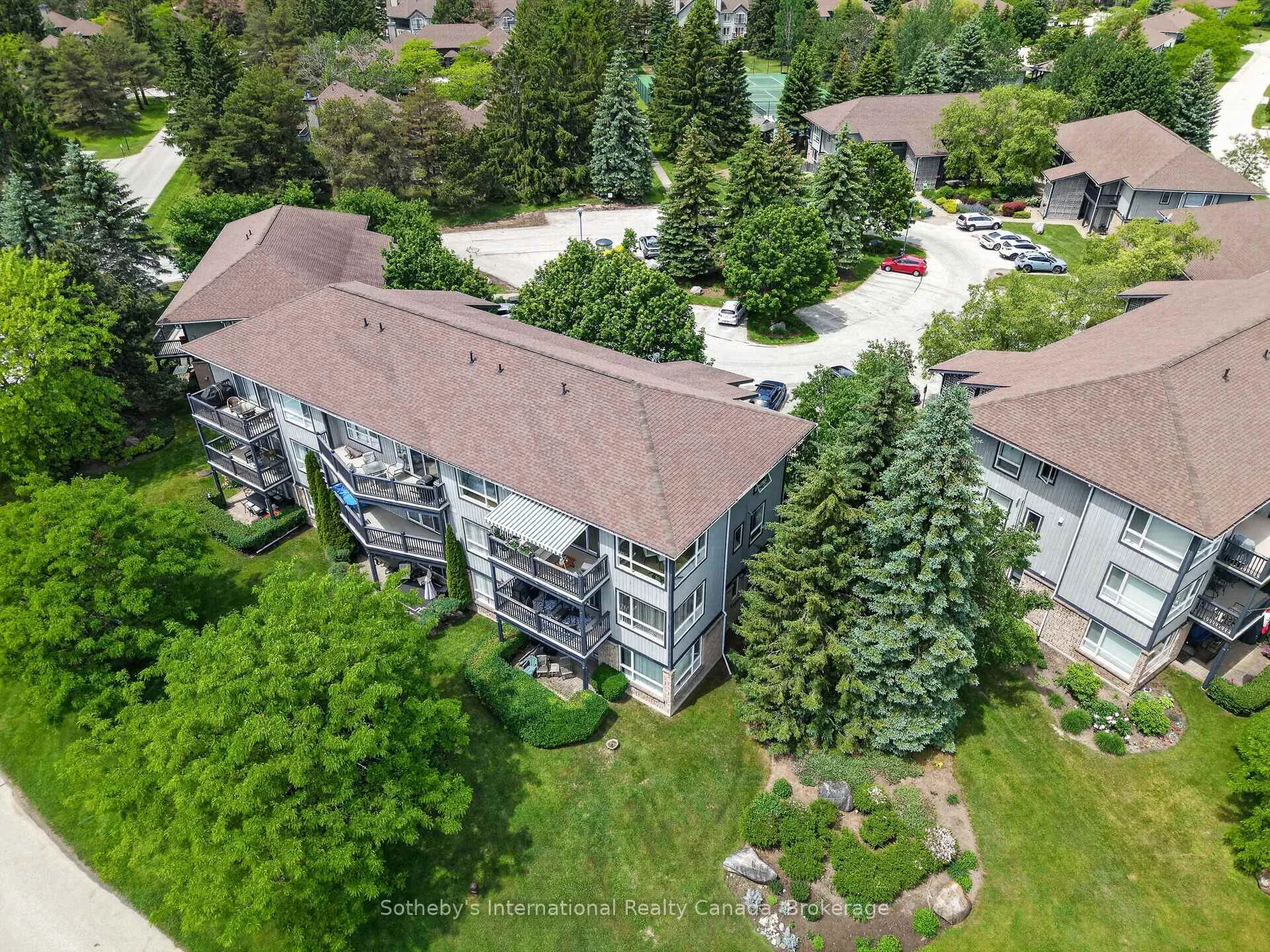 Photo 42 of 441 Mariners Way, Collingwood — HOMEH