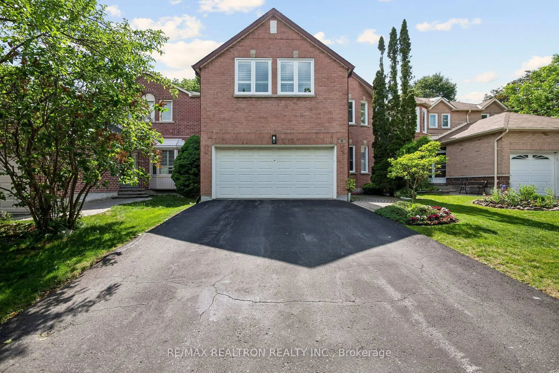 Photo 1 of 58 Roseborough Crescent, Vaughan, Uplands — HOMEH