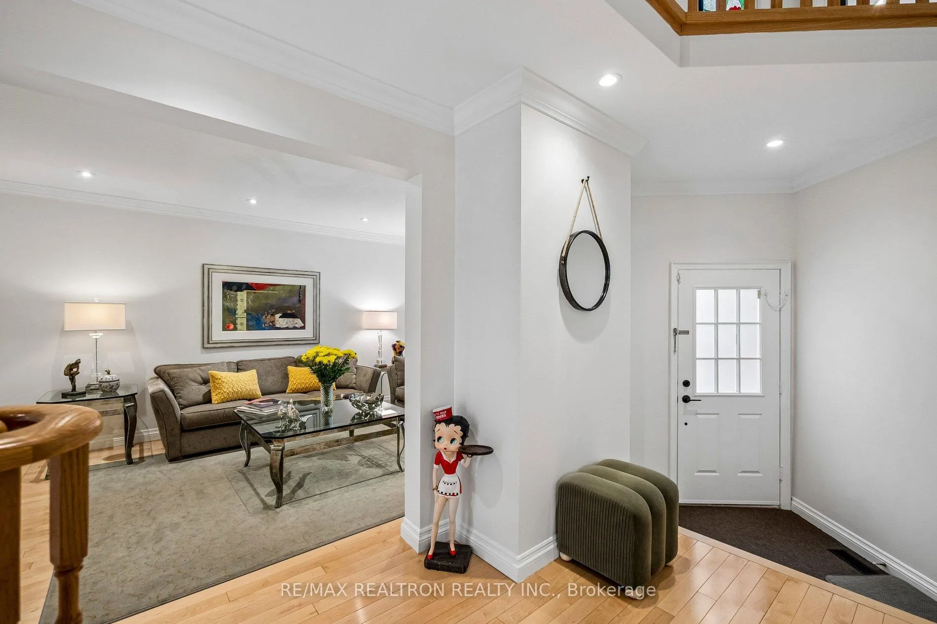Photo 7 of 58 Roseborough Crescent, Vaughan, Uplands — HOMEH