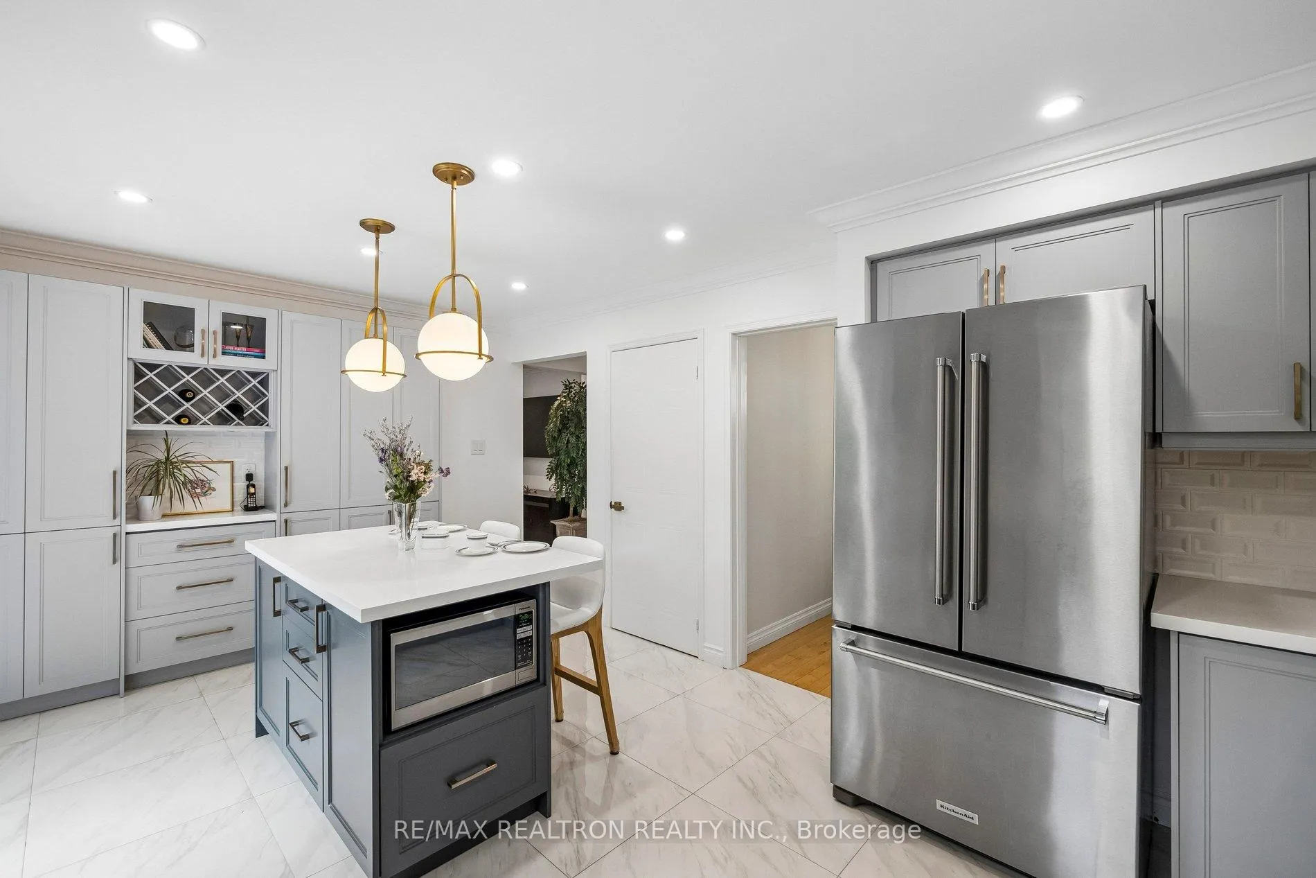 Photo 15 of 58 Roseborough Crescent, Vaughan, Uplands — HOMEH