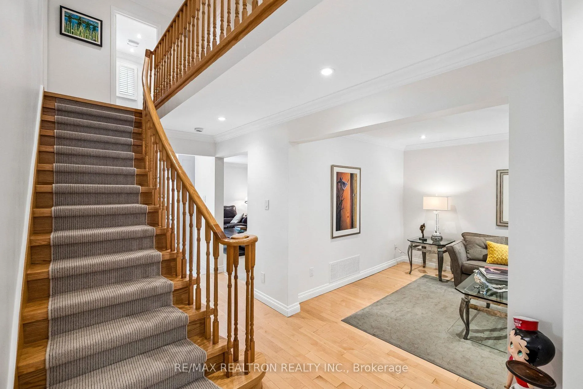 Photo 21 of 58 Roseborough Crescent, Vaughan, Uplands — HOMEH