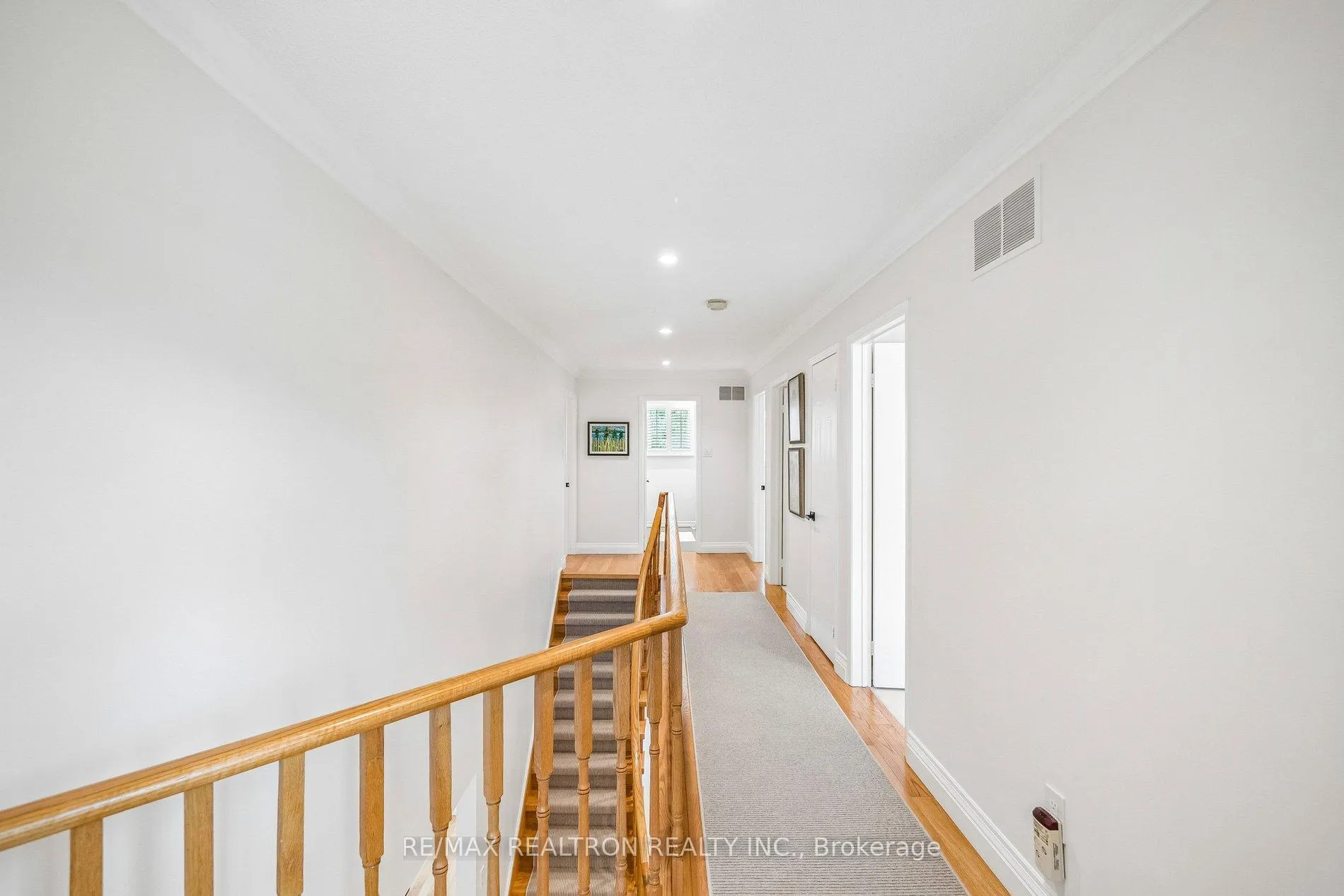 Photo 22 of 58 Roseborough Crescent, Vaughan, Uplands — HOMEH