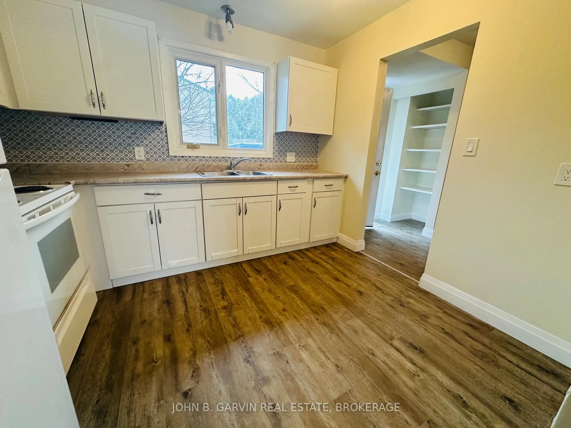 Photo 4 of Unit 54, 13 Coventry Crescent, Kingston, West of Sir John A. Blvd — HOMEH