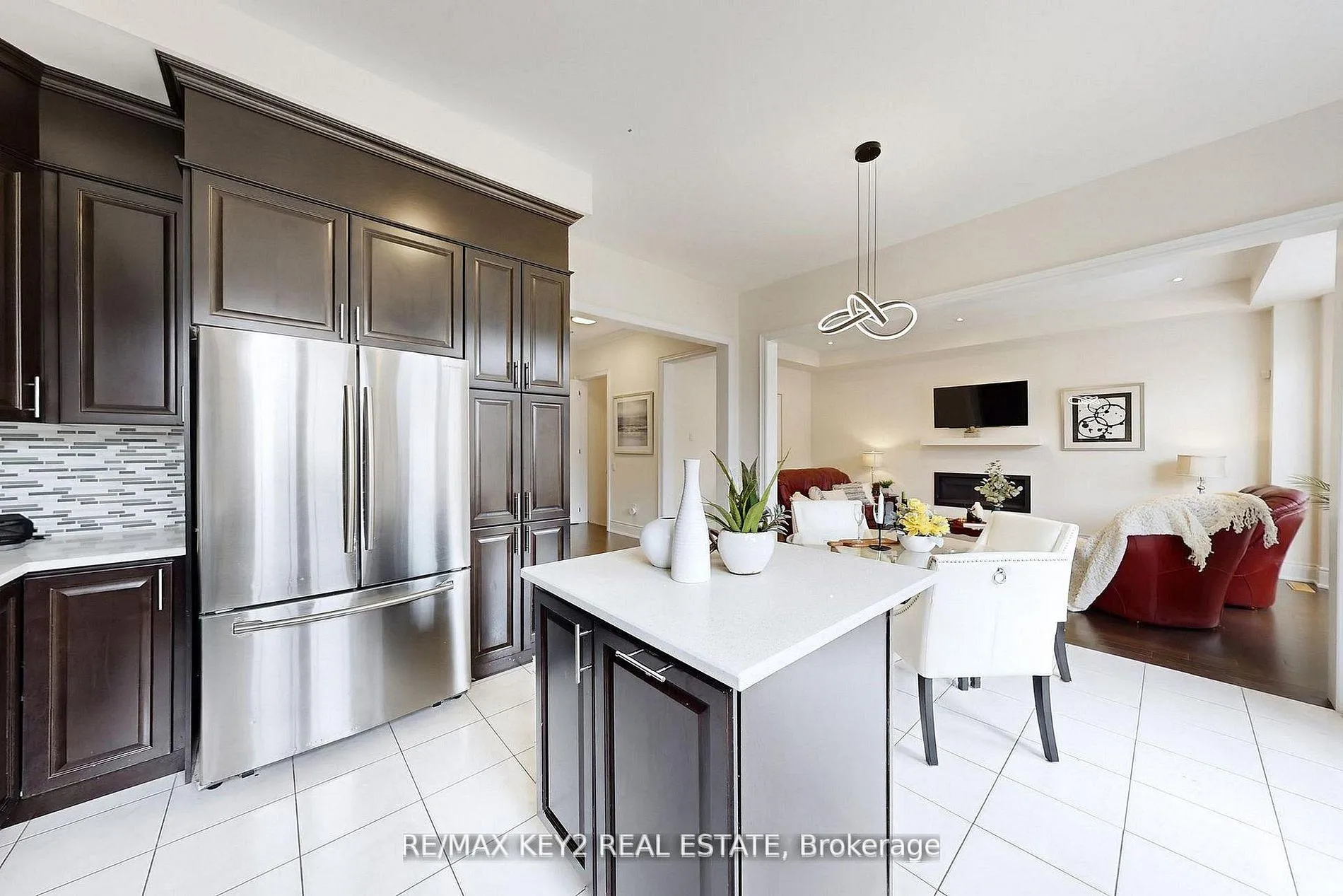 Photo 18 of 10 Lyle Way, Brampton, Northwest Brampton — HOMEH