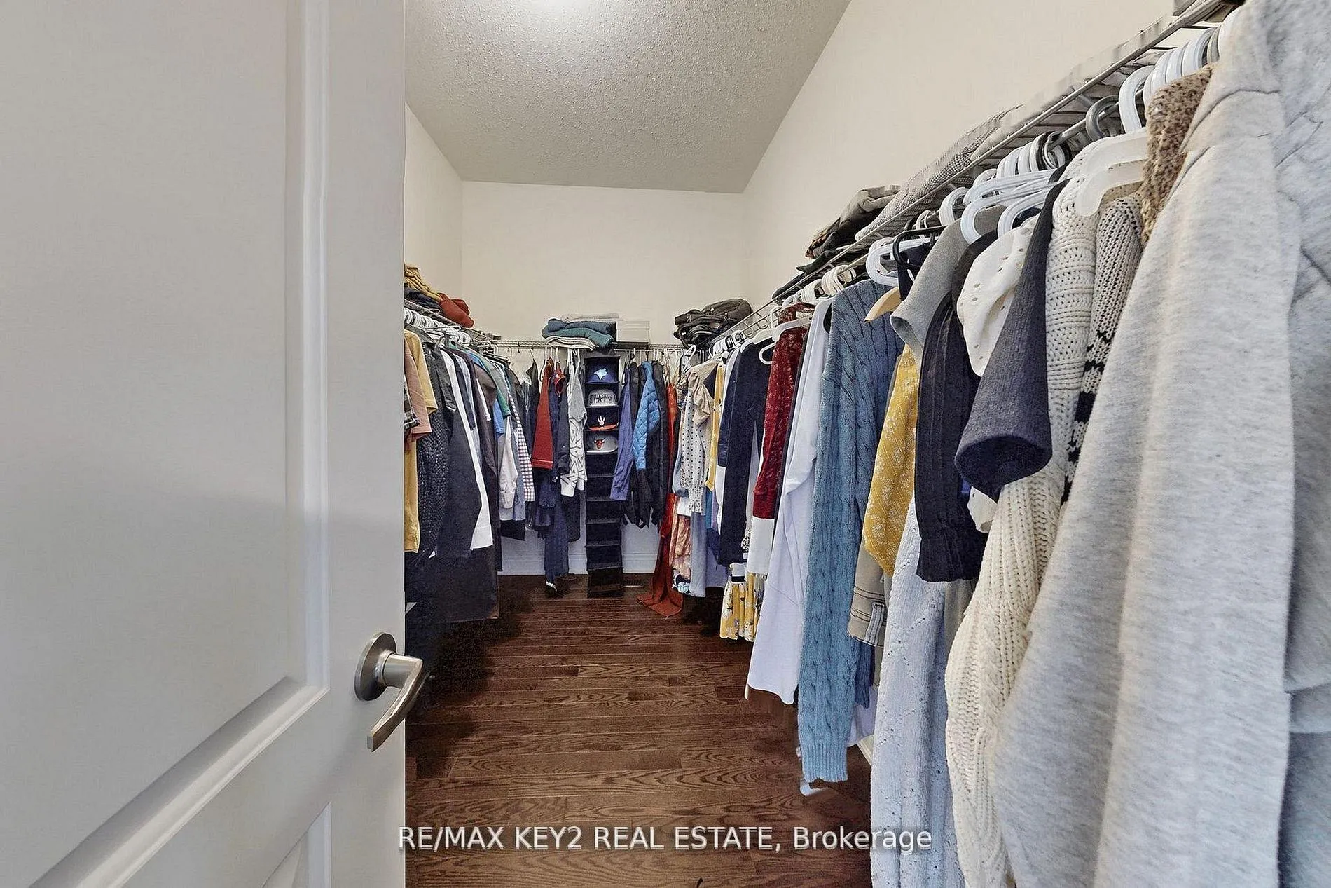Photo 29 of 10 Lyle Way, Brampton, Northwest Brampton — HOMEH
