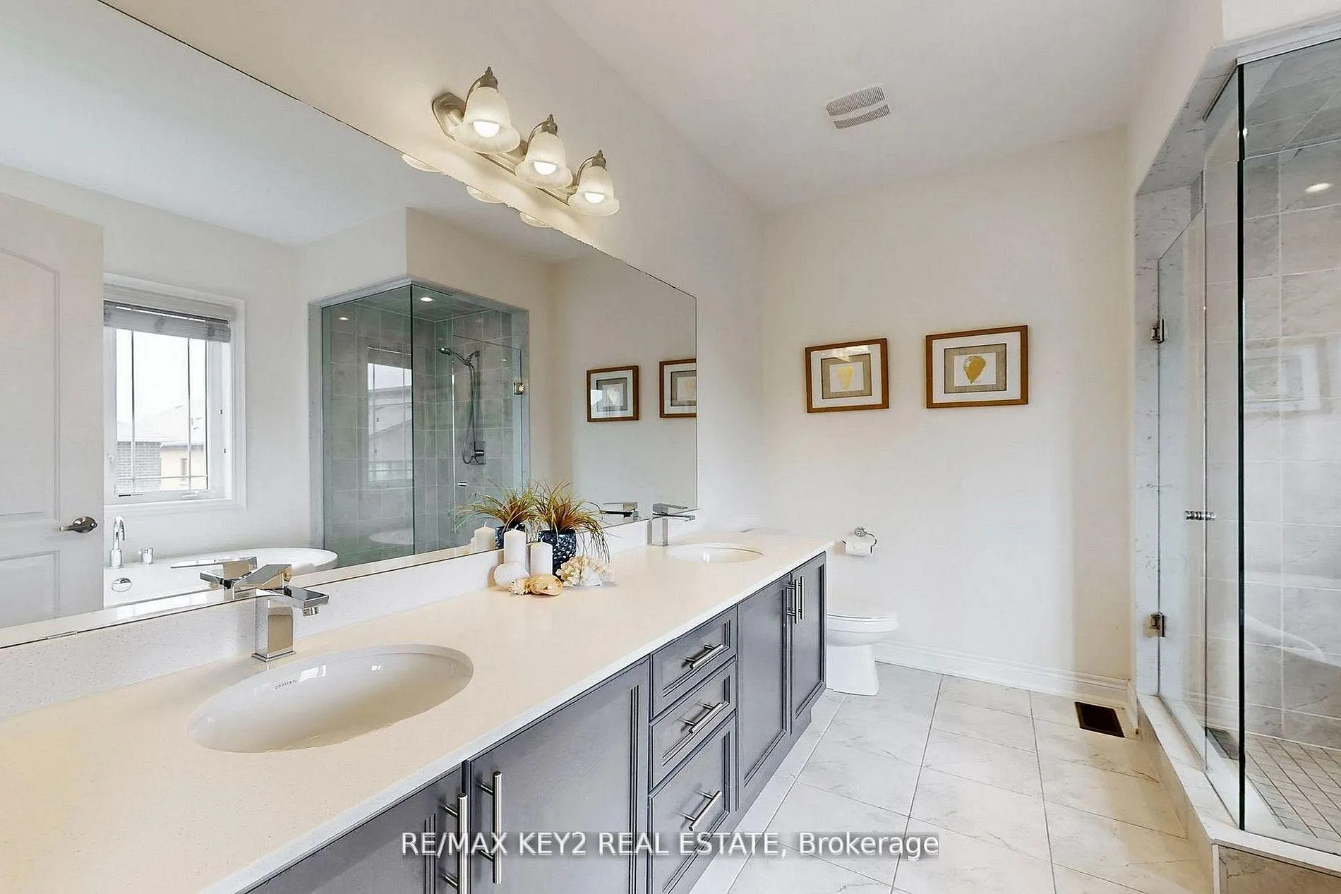 Photo 30 of 10 Lyle Way, Brampton, Northwest Brampton — HOMEH