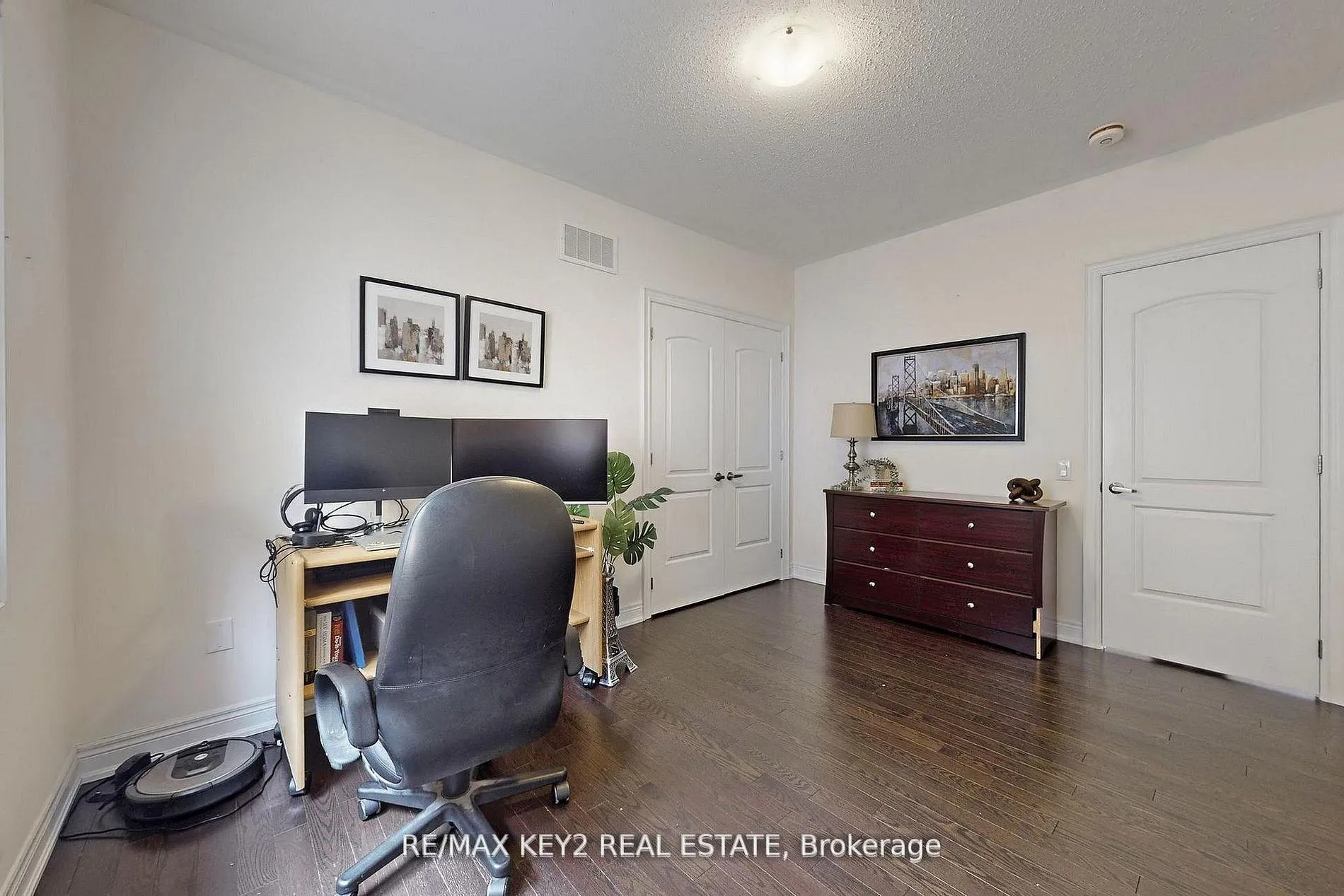 Photo 37 of 10 Lyle Way, Brampton, Northwest Brampton — HOMEH