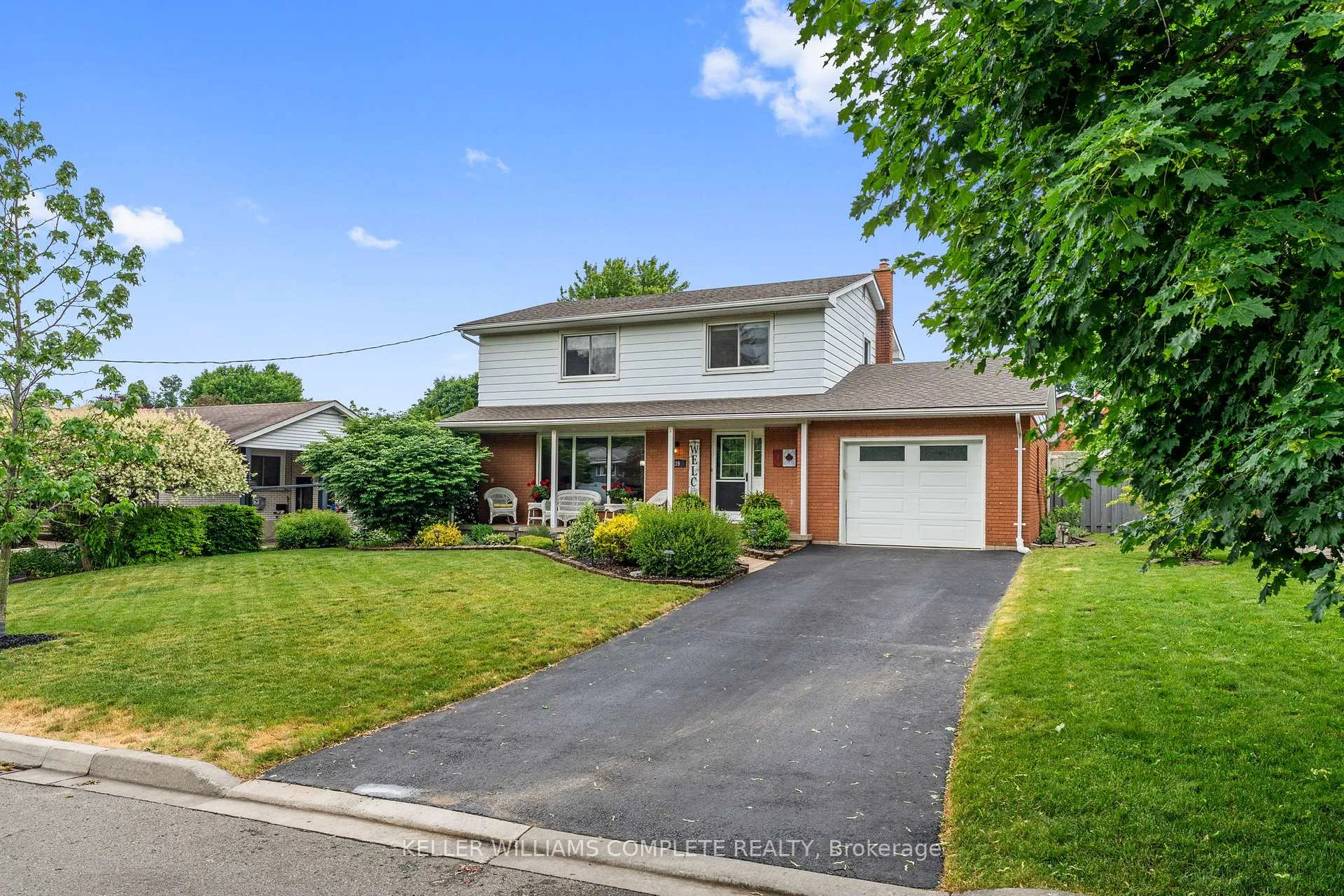Photo 2 of 39 Holden Avenue, Norfolk, Simcoe — HOMEH