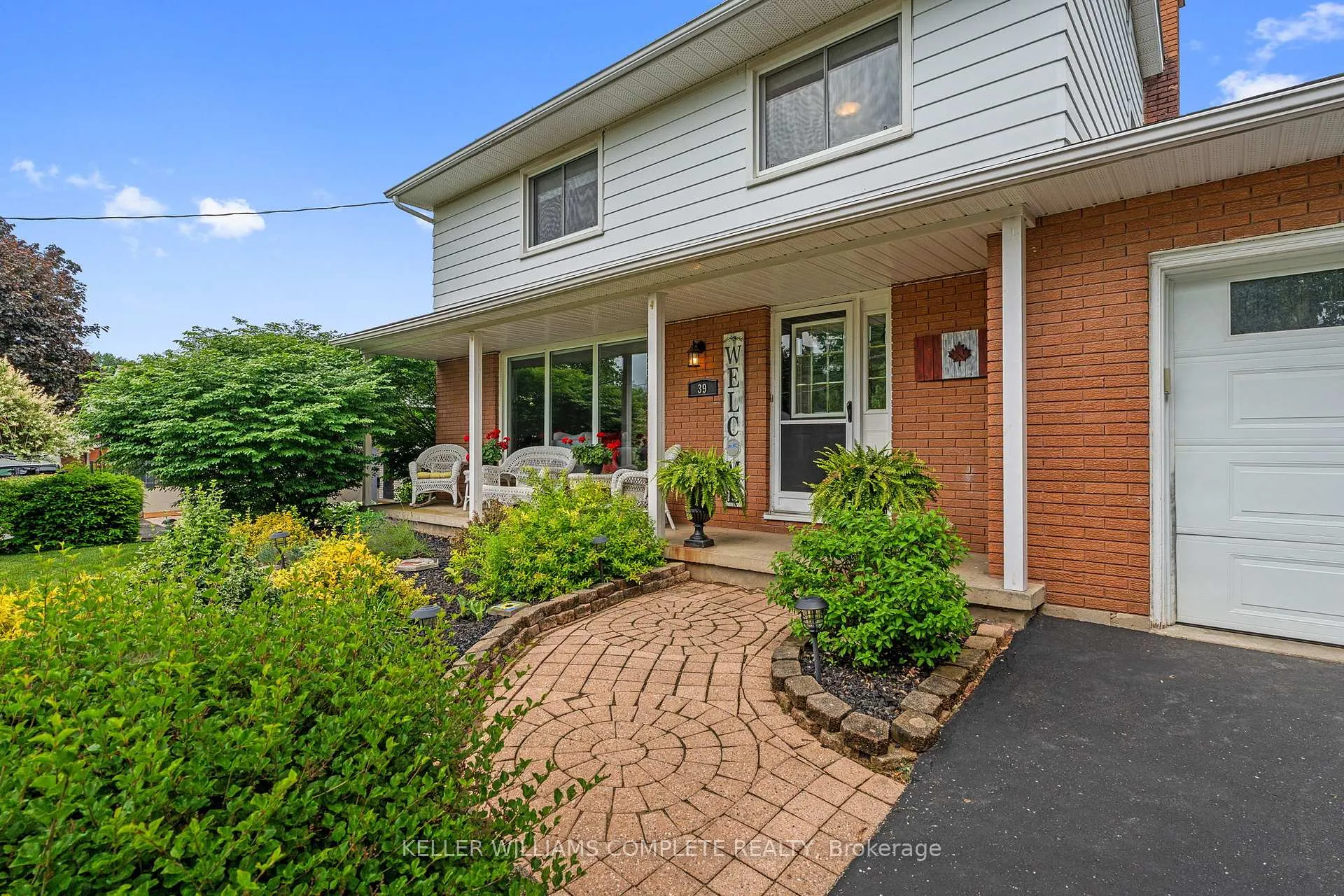 Photo 4 of 39 Holden Avenue, Norfolk, Simcoe — HOMEH
