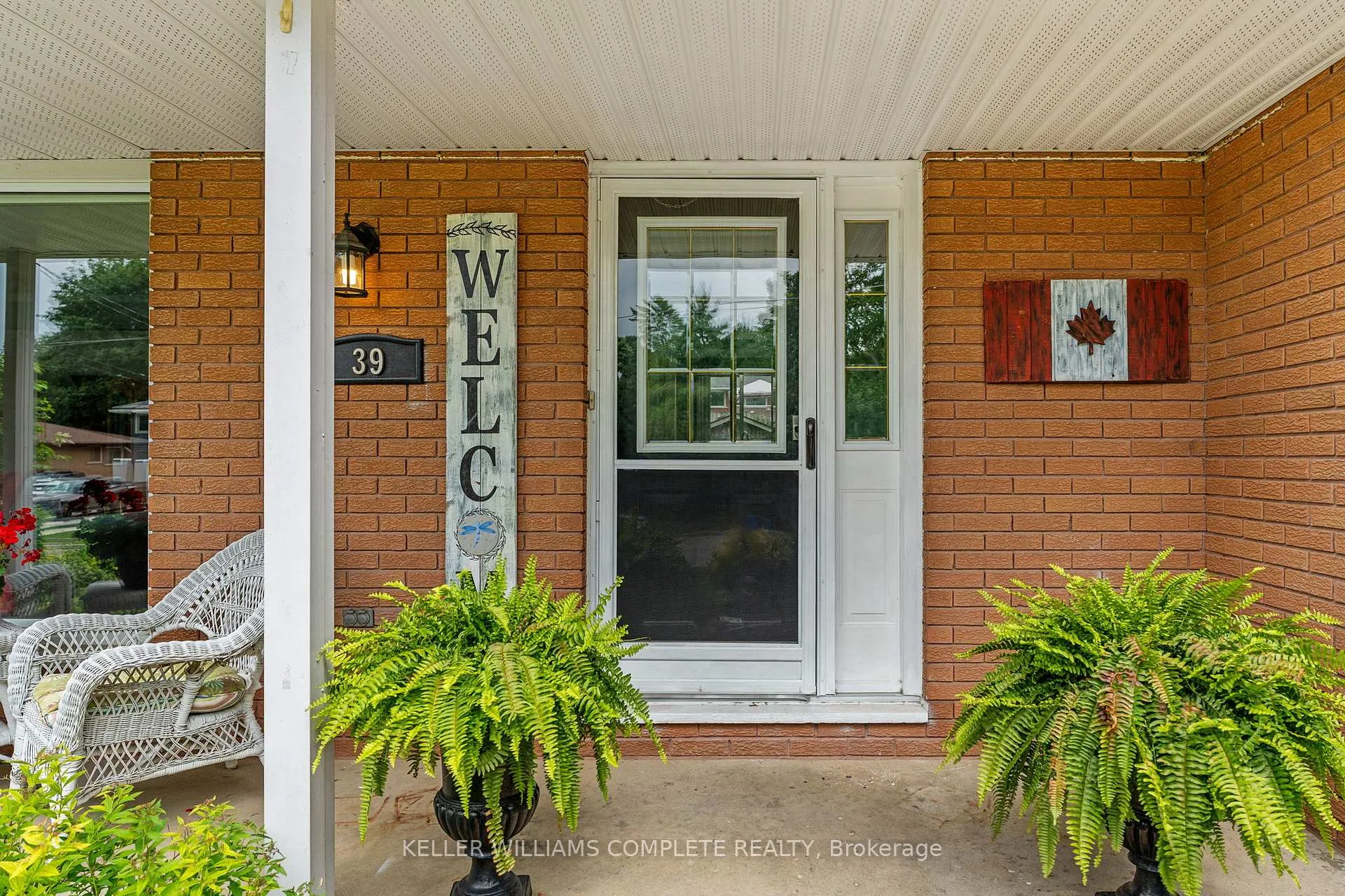 Photo 5 of 39 Holden Avenue, Norfolk, Simcoe — HOMEH