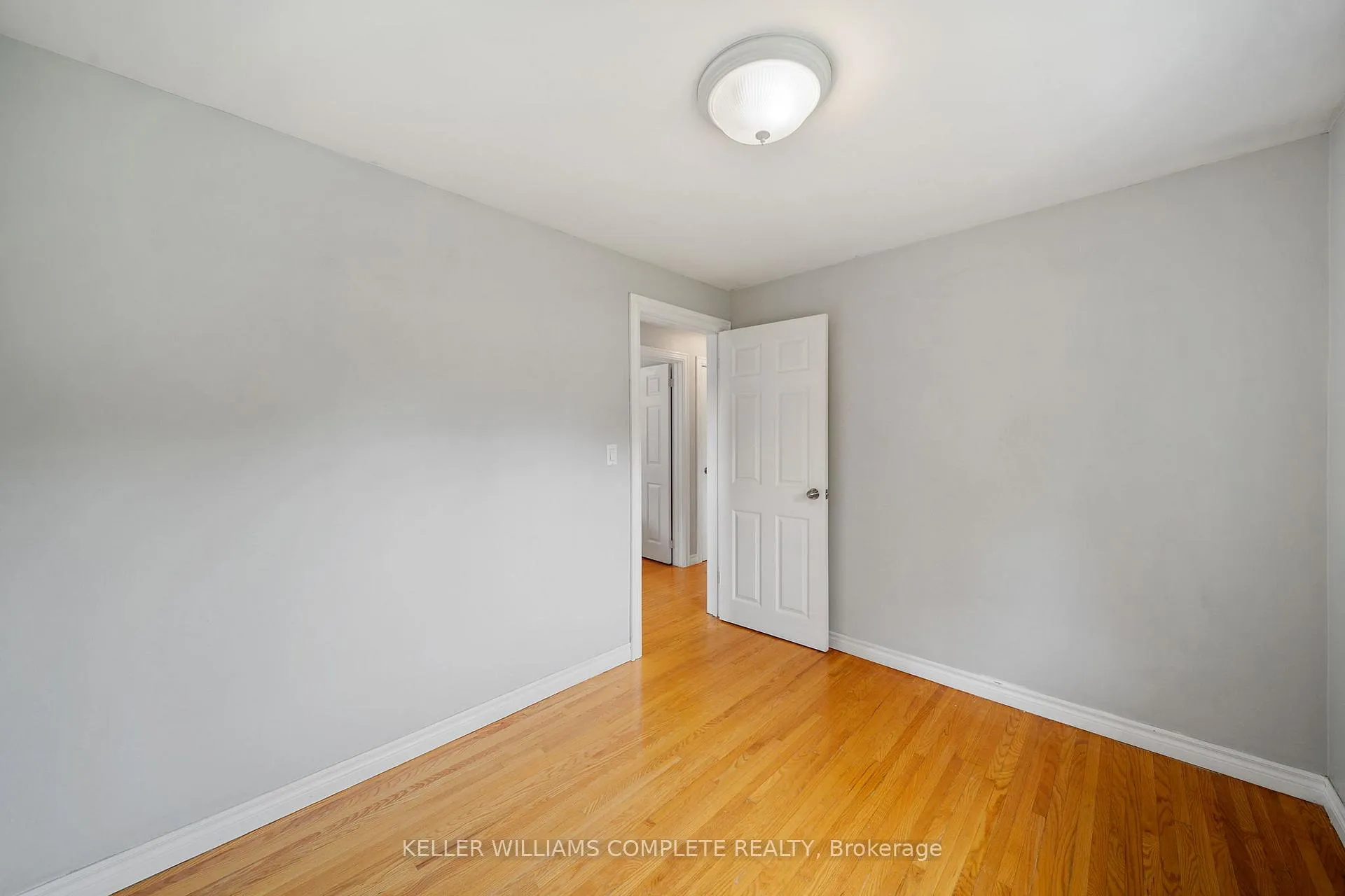Photo 30 of 39 Holden Avenue, Norfolk, Simcoe — HOMEH