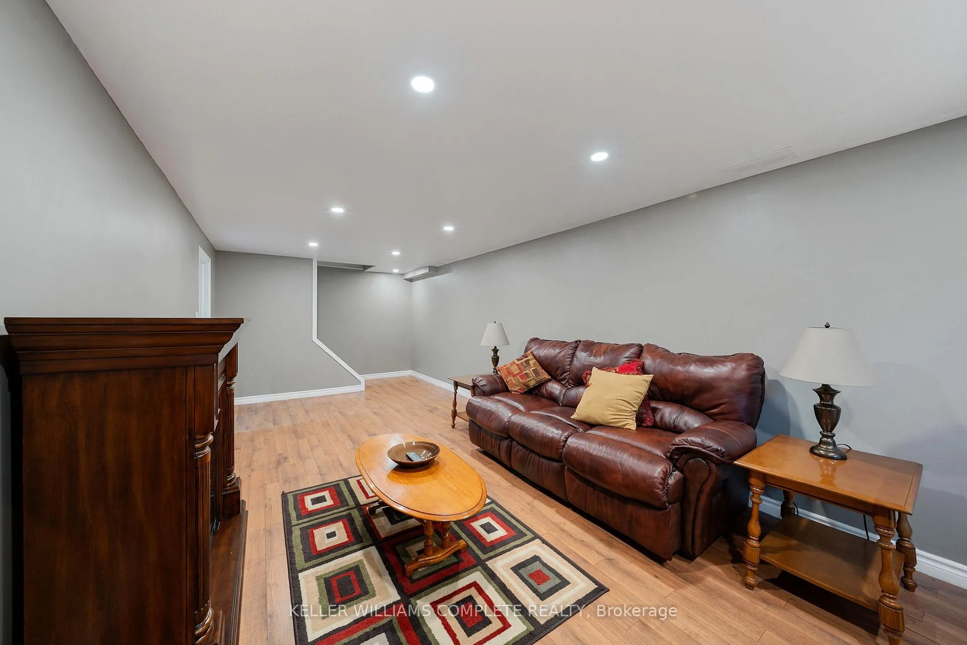 Photo 33 of 39 Holden Avenue, Norfolk, Simcoe — HOMEH