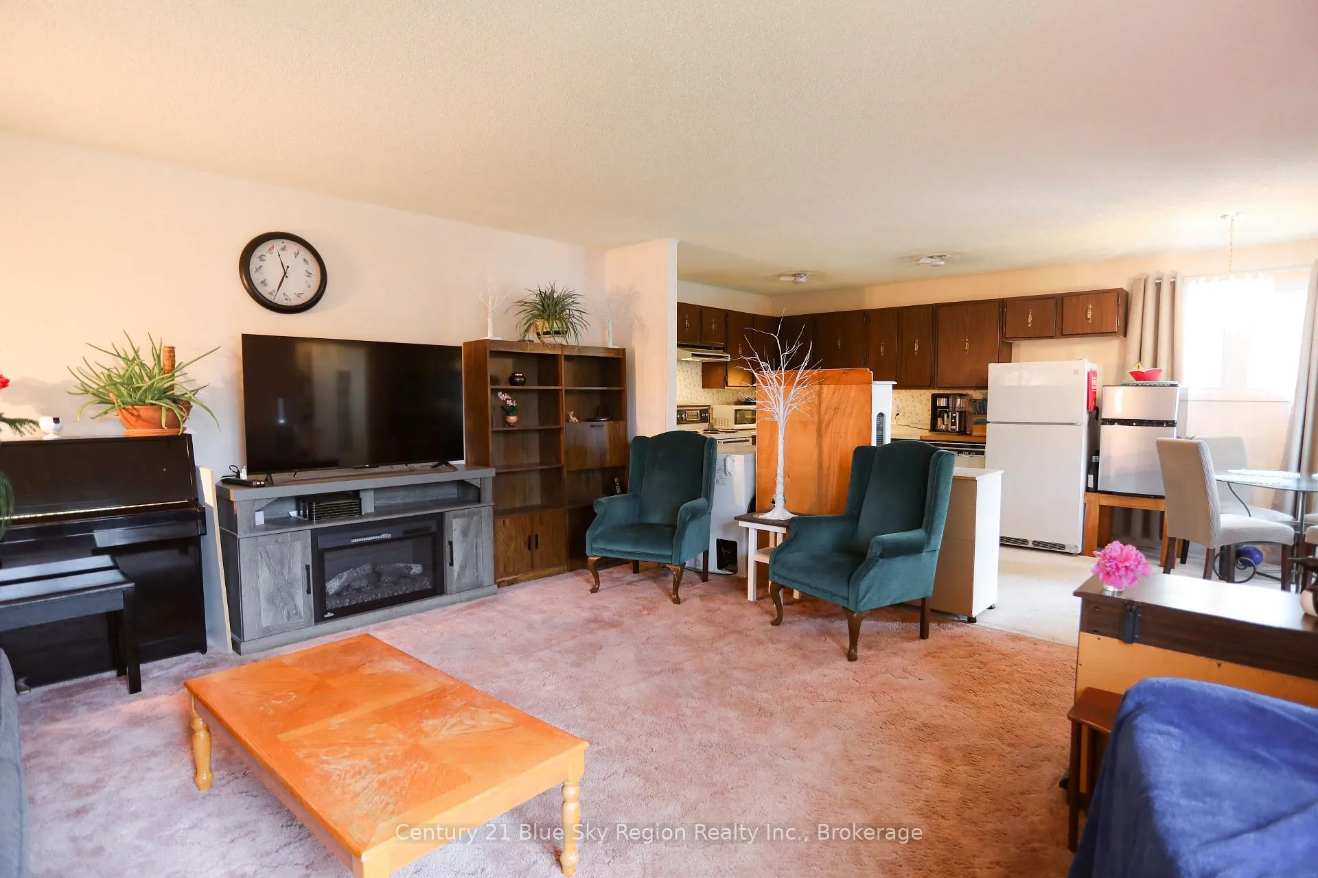 Photo 16 of 124 King Street W, Powassan — HOMEH