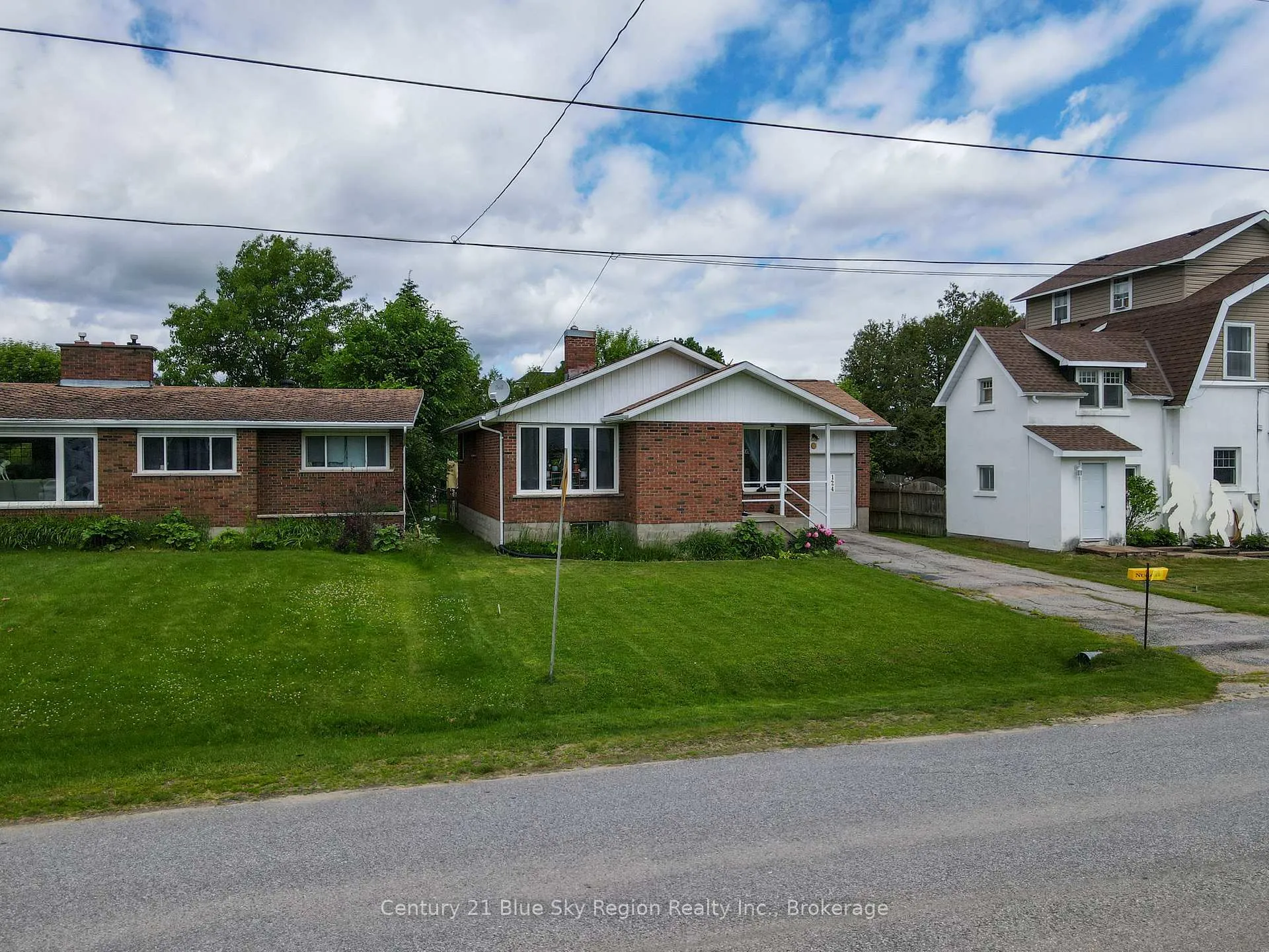 Photo 46 of 124 King Street W, Powassan — HOMEH