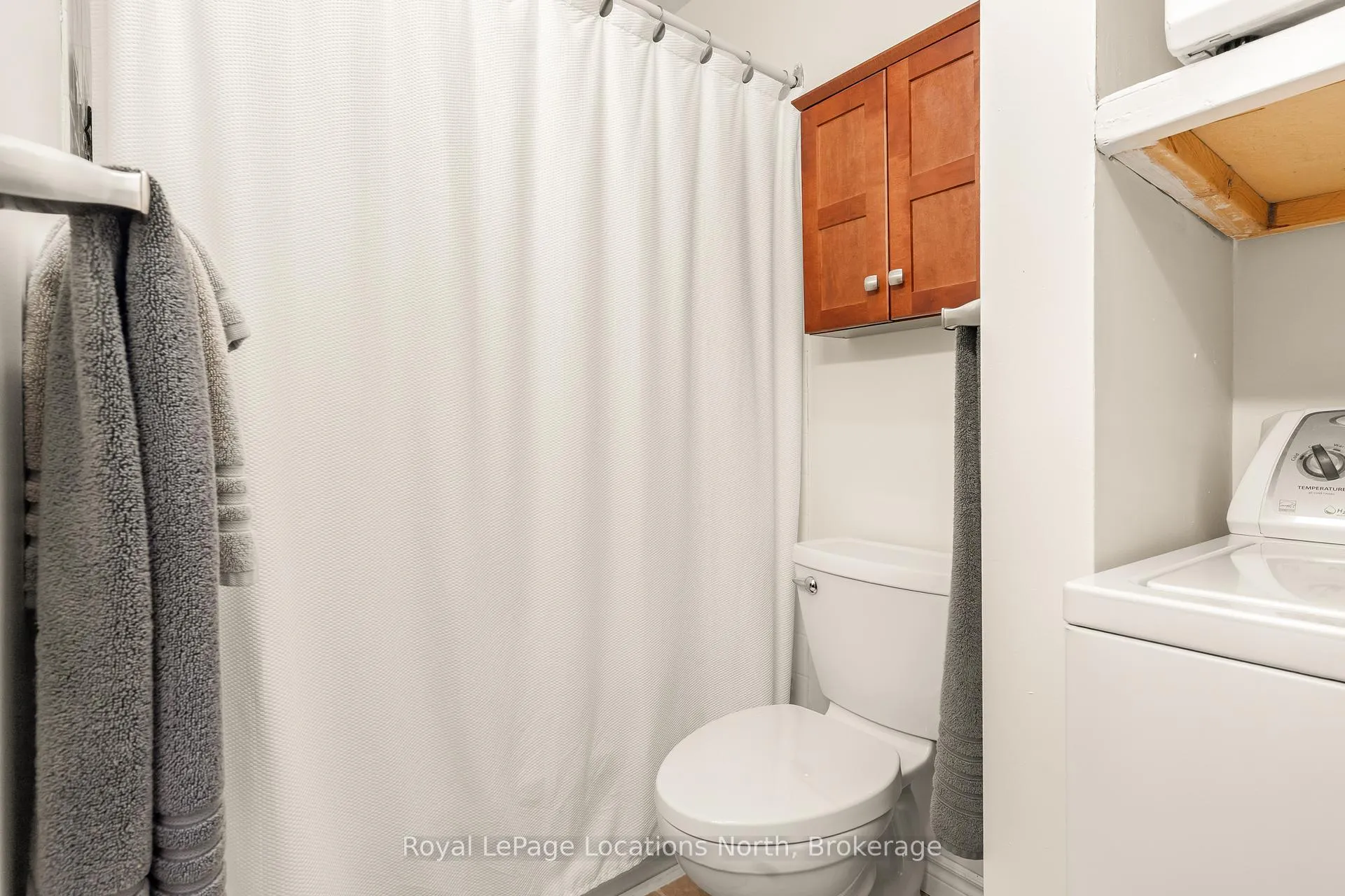 Photo 7 of Unit 28, 168 Escarpment Crescent, Collingwood — HOMEH
