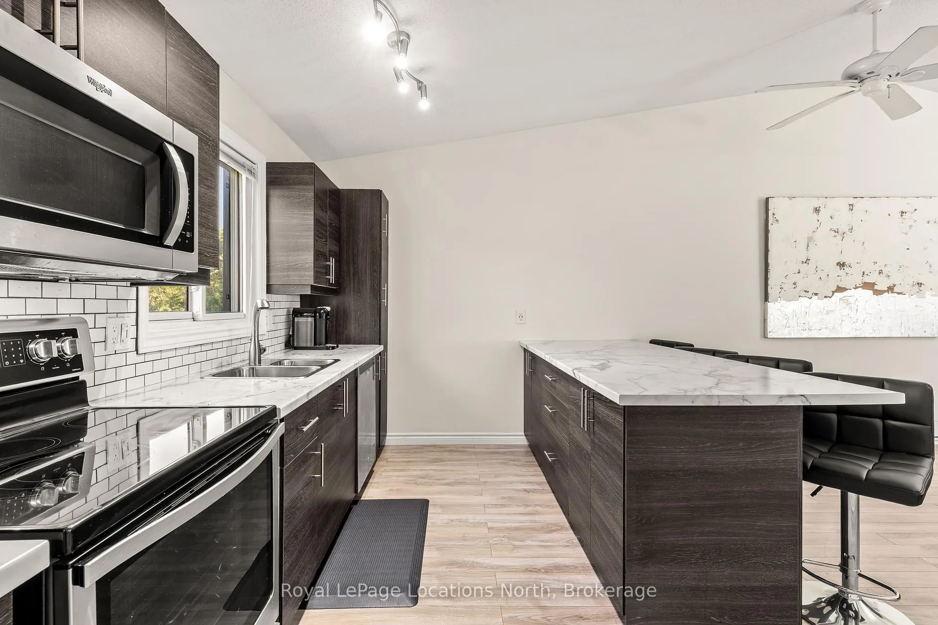 Photo 14 of Unit 28, 168 Escarpment Crescent, Collingwood — HOMEH