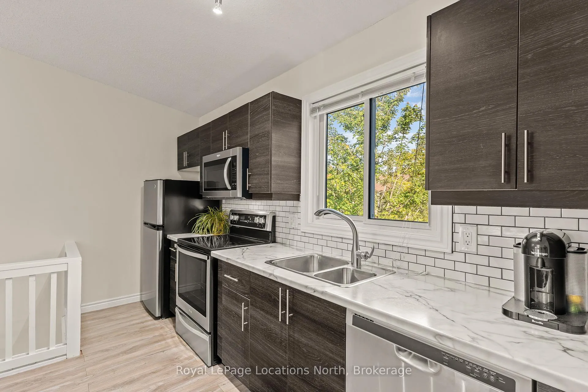 Photo 16 of Unit 28, 168 Escarpment Crescent, Collingwood — HOMEH