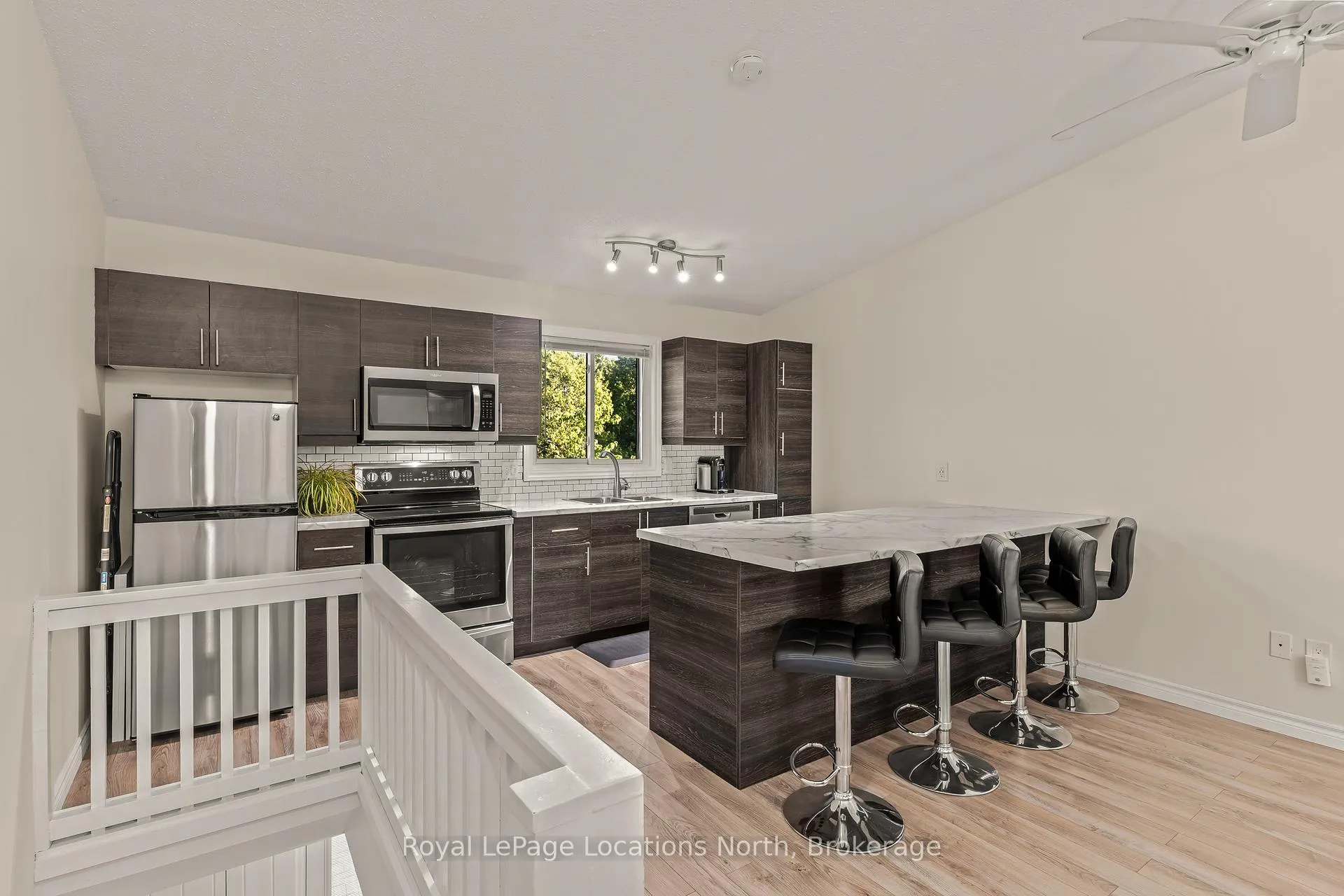 Photo 17 of Unit 28, 168 Escarpment Crescent, Collingwood — HOMEH