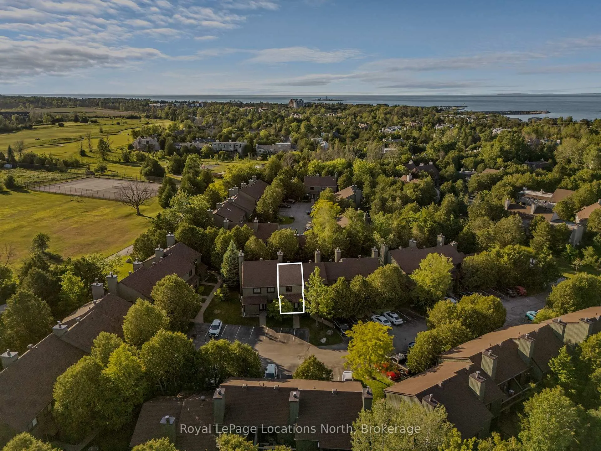 Photo 32 of Unit 28, 168 Escarpment Crescent, Collingwood — HOMEH