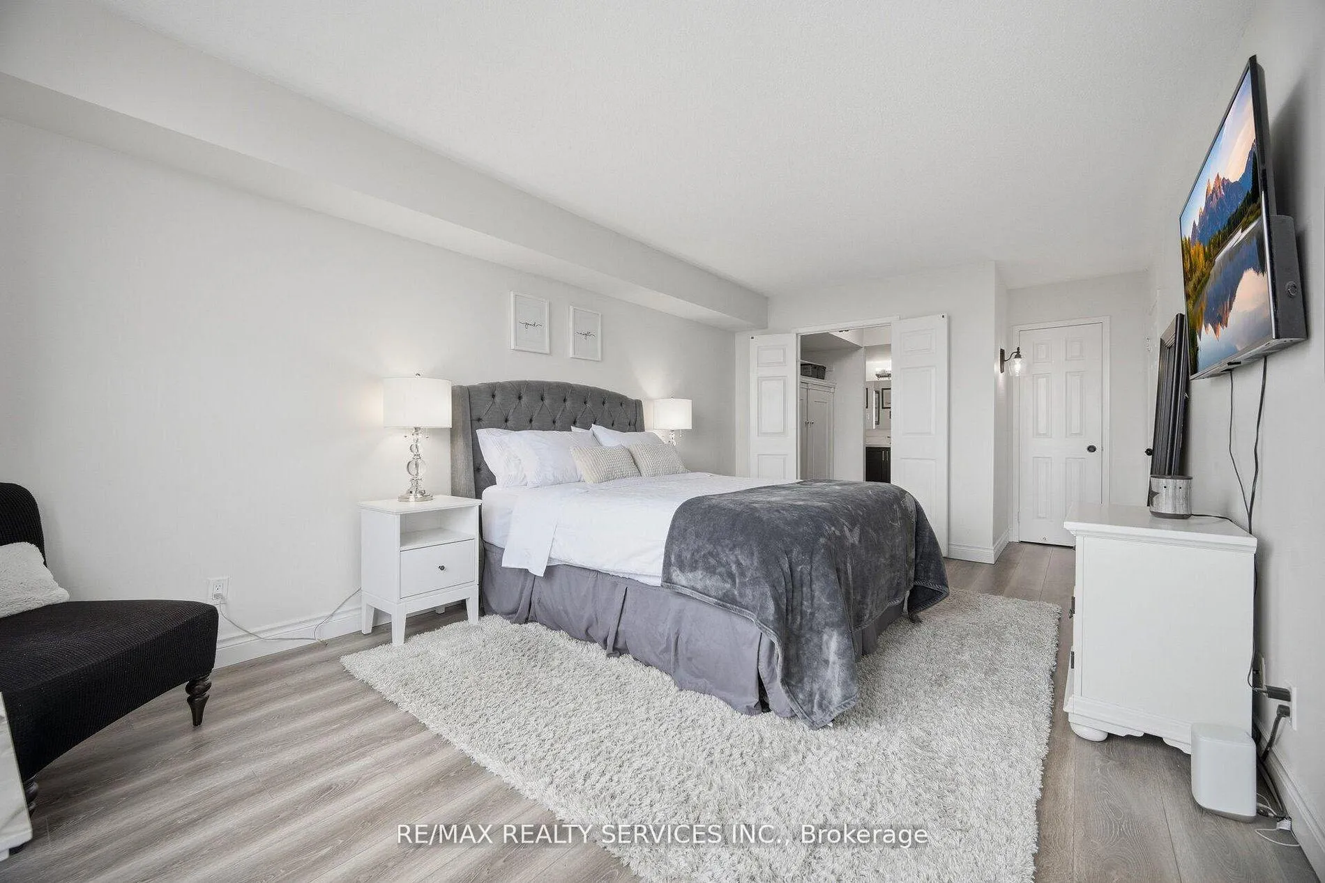 Photo 28 of Unit 711, 330 Mill Street S, Brampton, Brampton South — HOMEH