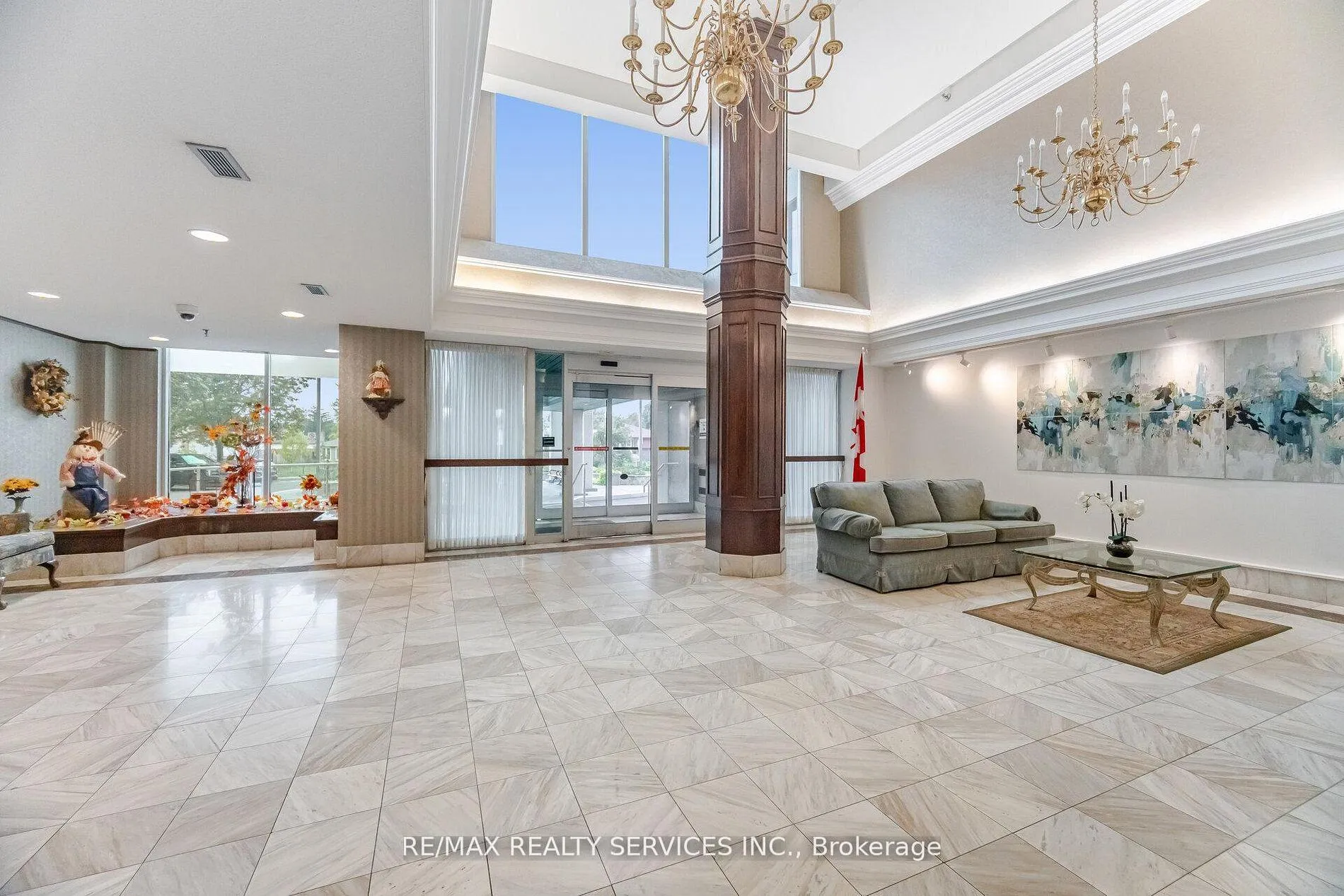 Photo 46 of Unit 711, 330 Mill Street S, Brampton, Brampton South — HOMEH