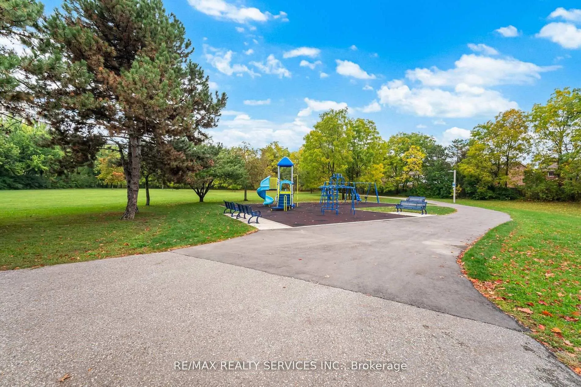Photo 50 of Unit 711, 330 Mill Street S, Brampton, Brampton South — HOMEH