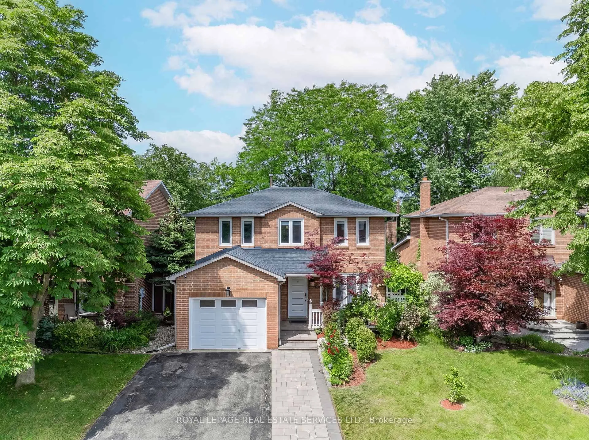 Photo 1 of 147 Speyside Drive, Oakville, Bronte — HOMEH