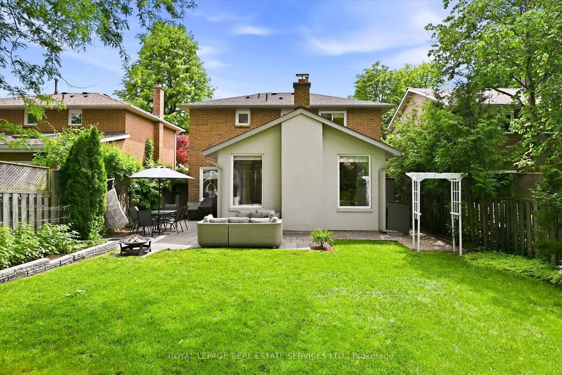 Photo 41 of 147 Speyside Drive, Oakville, Bronte — HOMEH