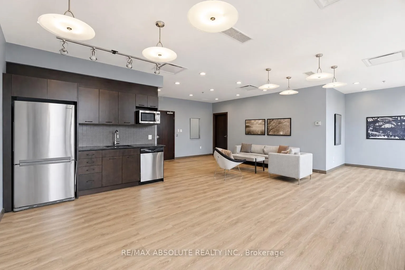 Photo 13 of Unit 217, 101 Richmond Road, Ottawa, Westboro South — HOMEH