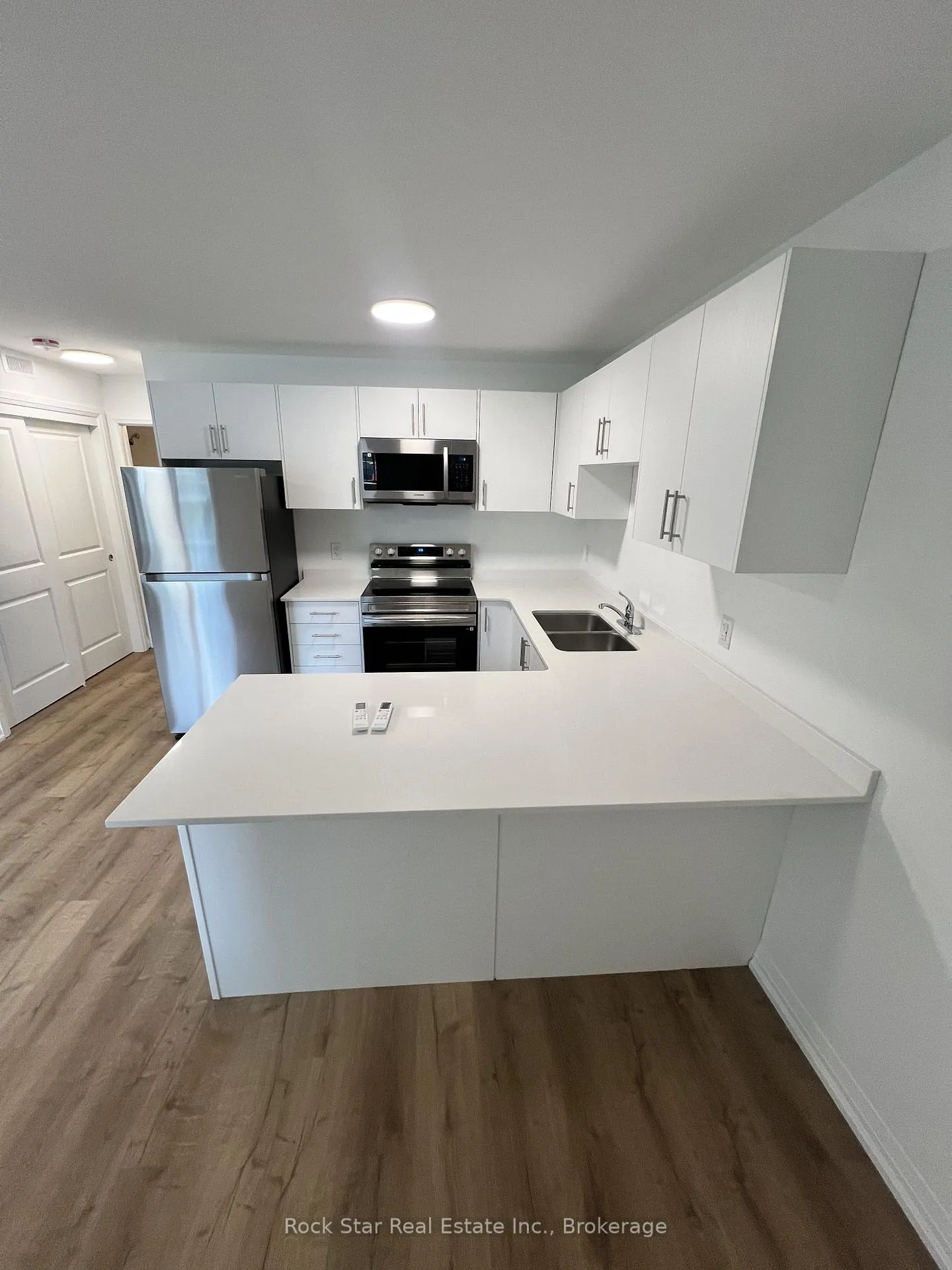 Front of Unit 3, 179 Burgar Street