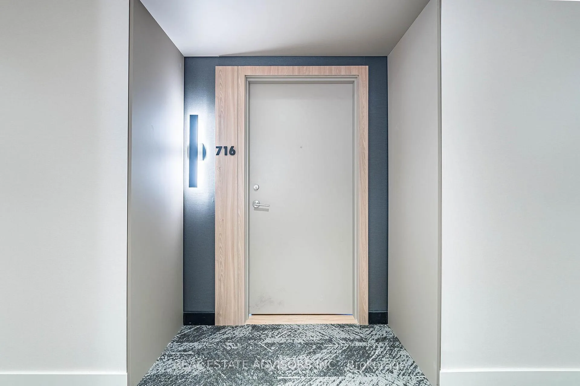 Photo 8 of Unit 716, 185 Dunlop Street E, Barrie, Lakeshore — HOMEH