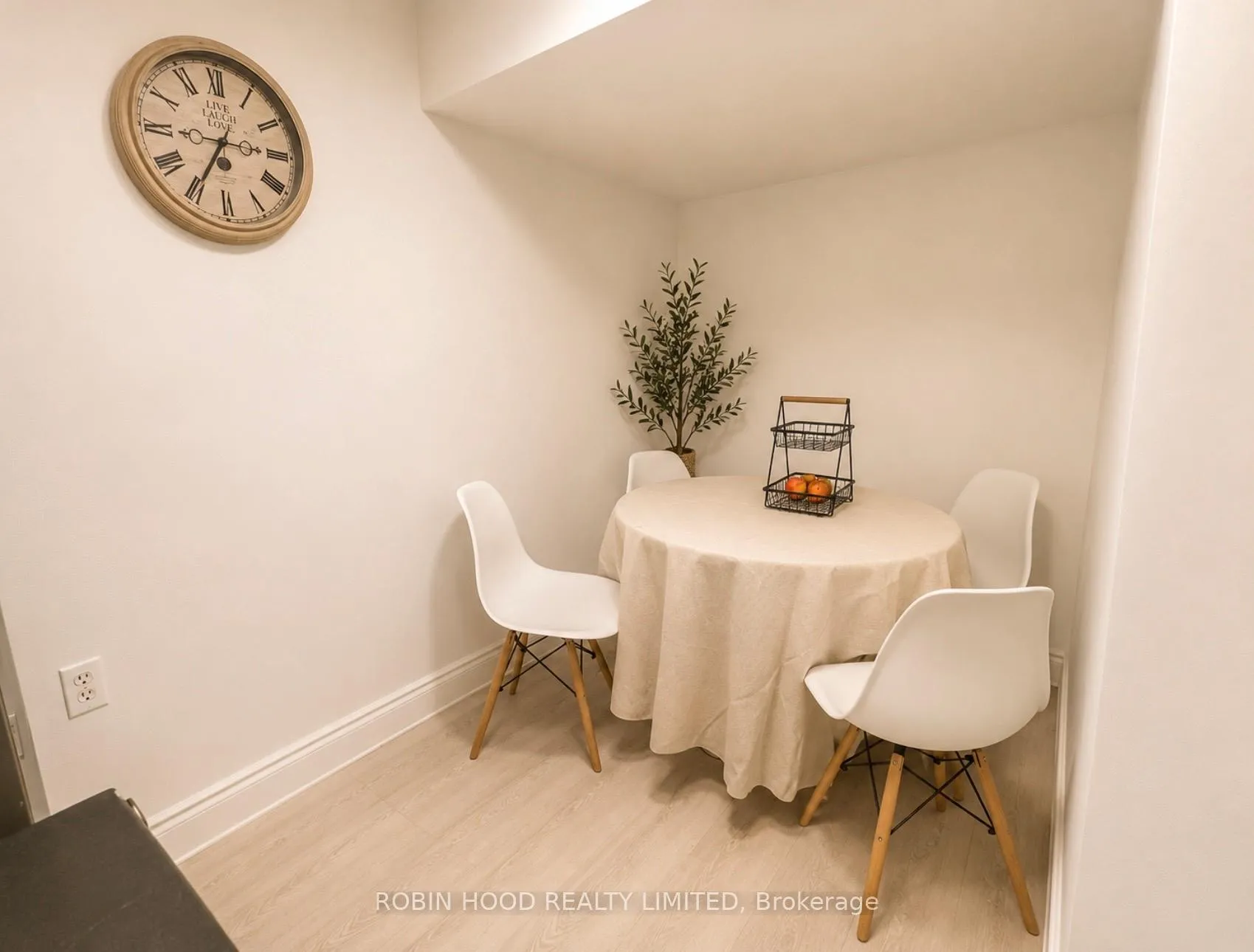 Photo 16 of 84 Elgar Avenue, Hamilton, Rolston — HOMEH